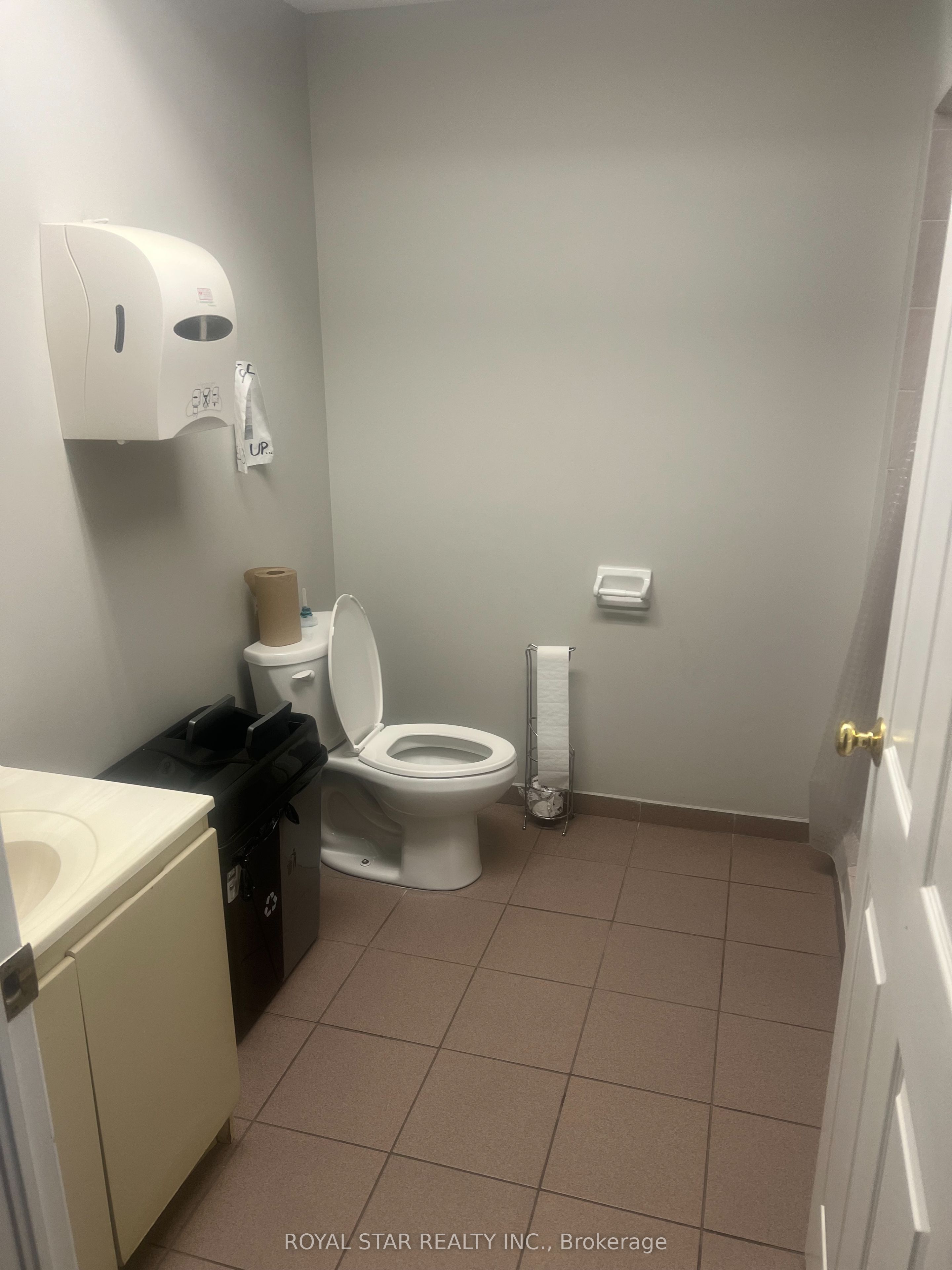 7050 Bramalea Road 14-a Property Photo 16