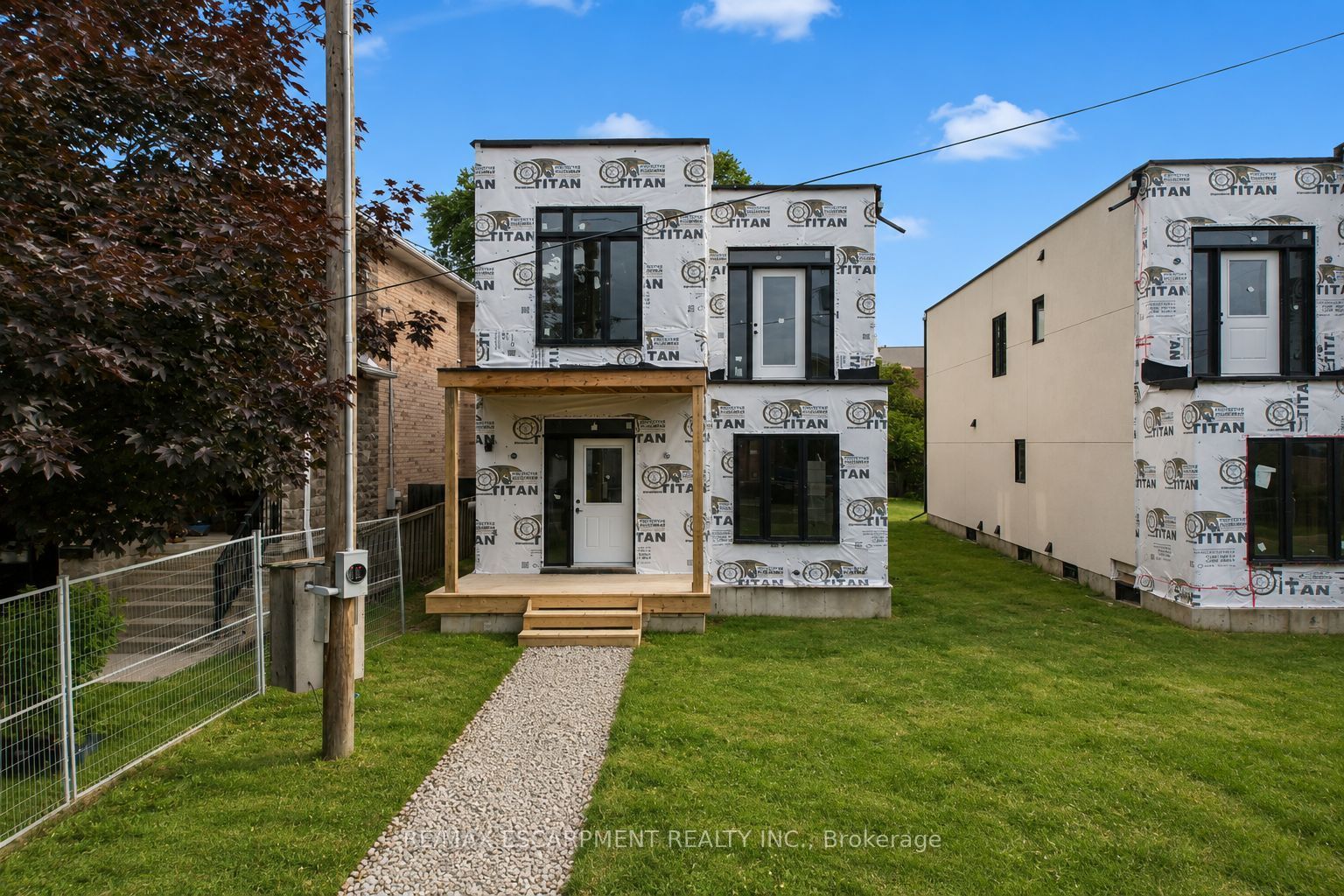 1033 Alexandra Avenue Property Photo 8