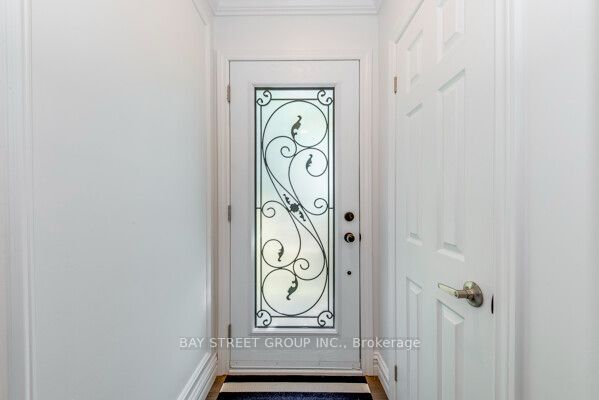 538 Fourth Line Property Photo 3