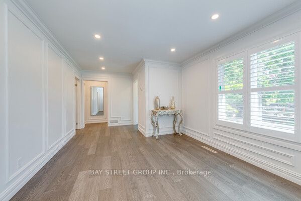 538 Fourth Line Property Photo 7