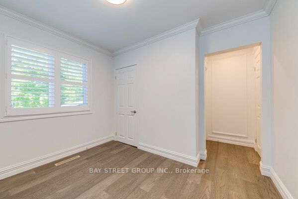 538 Fourth Line Property Photo 13