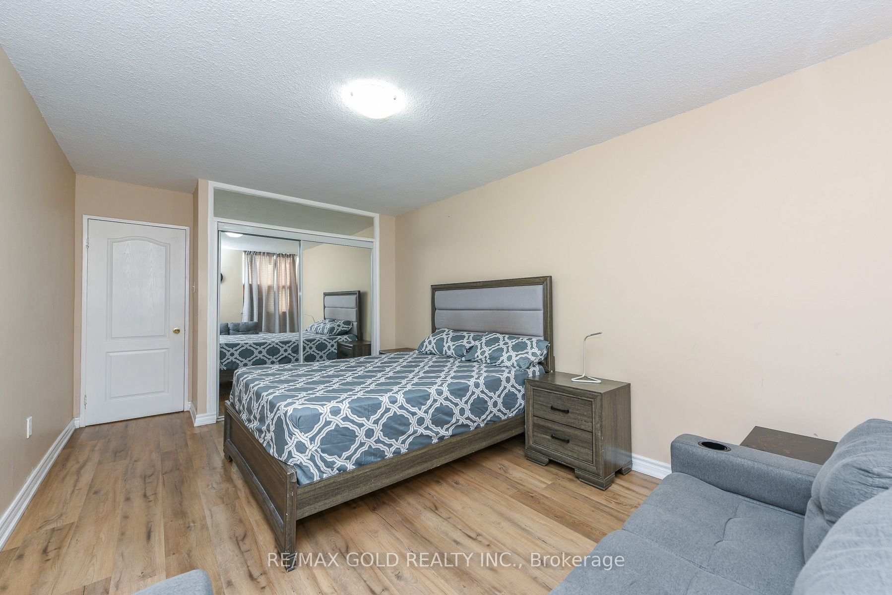 2645 Kipling Avenue 812 Property Photo 16