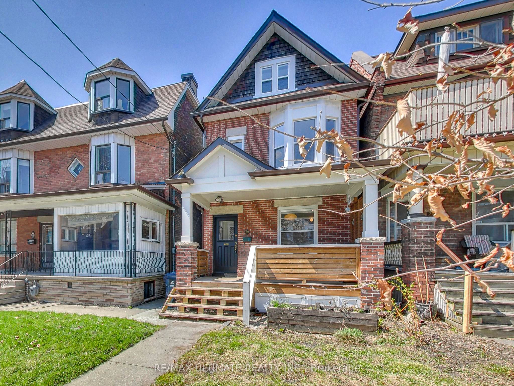 24 Pauline Avenue Property Photo 1