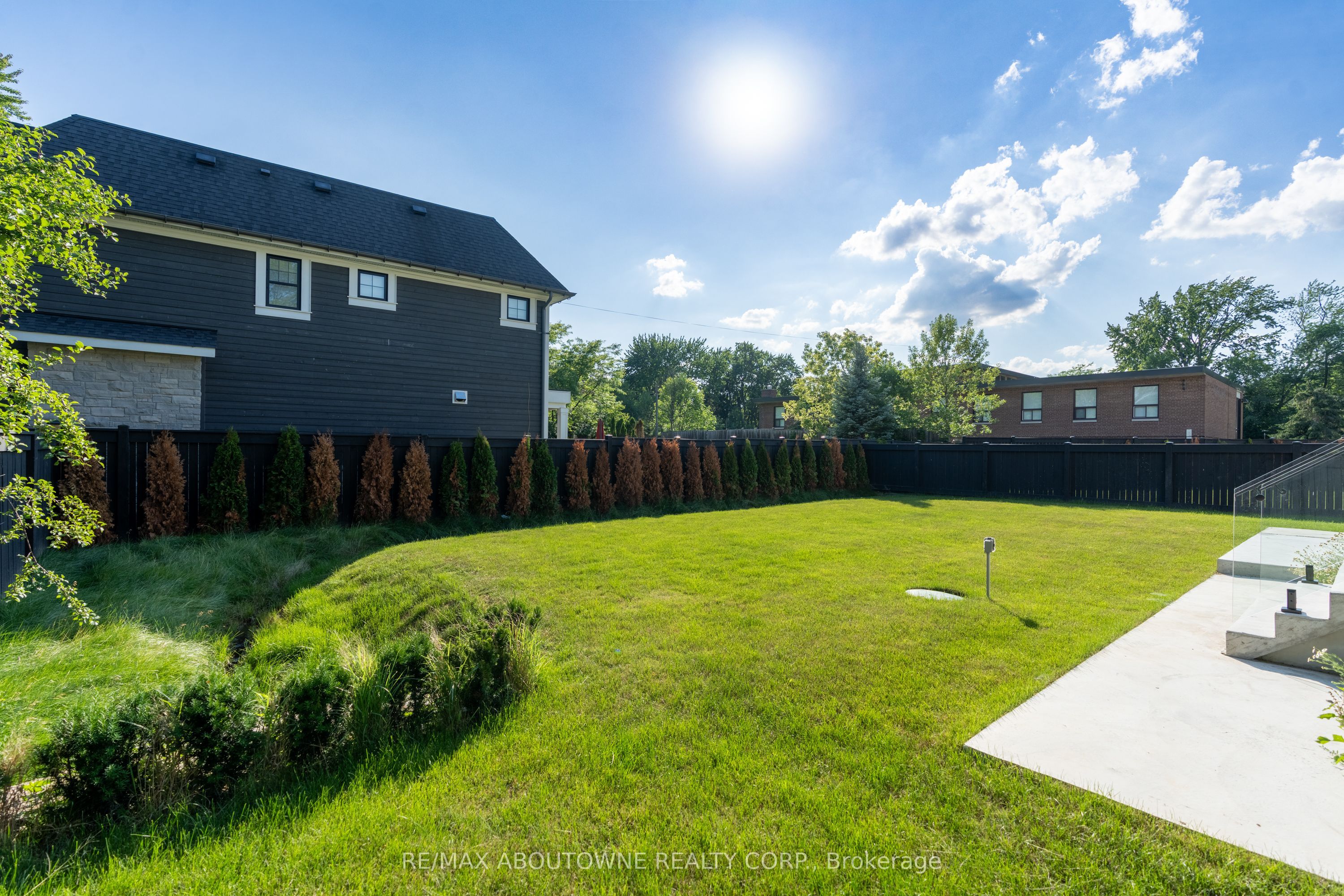 146 Third Line Property Photo 45
