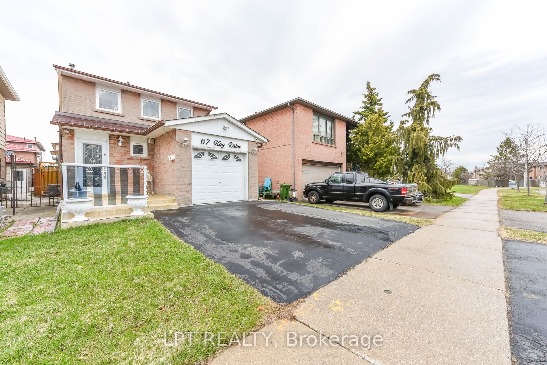 67 Kay Drive Property Photo 2