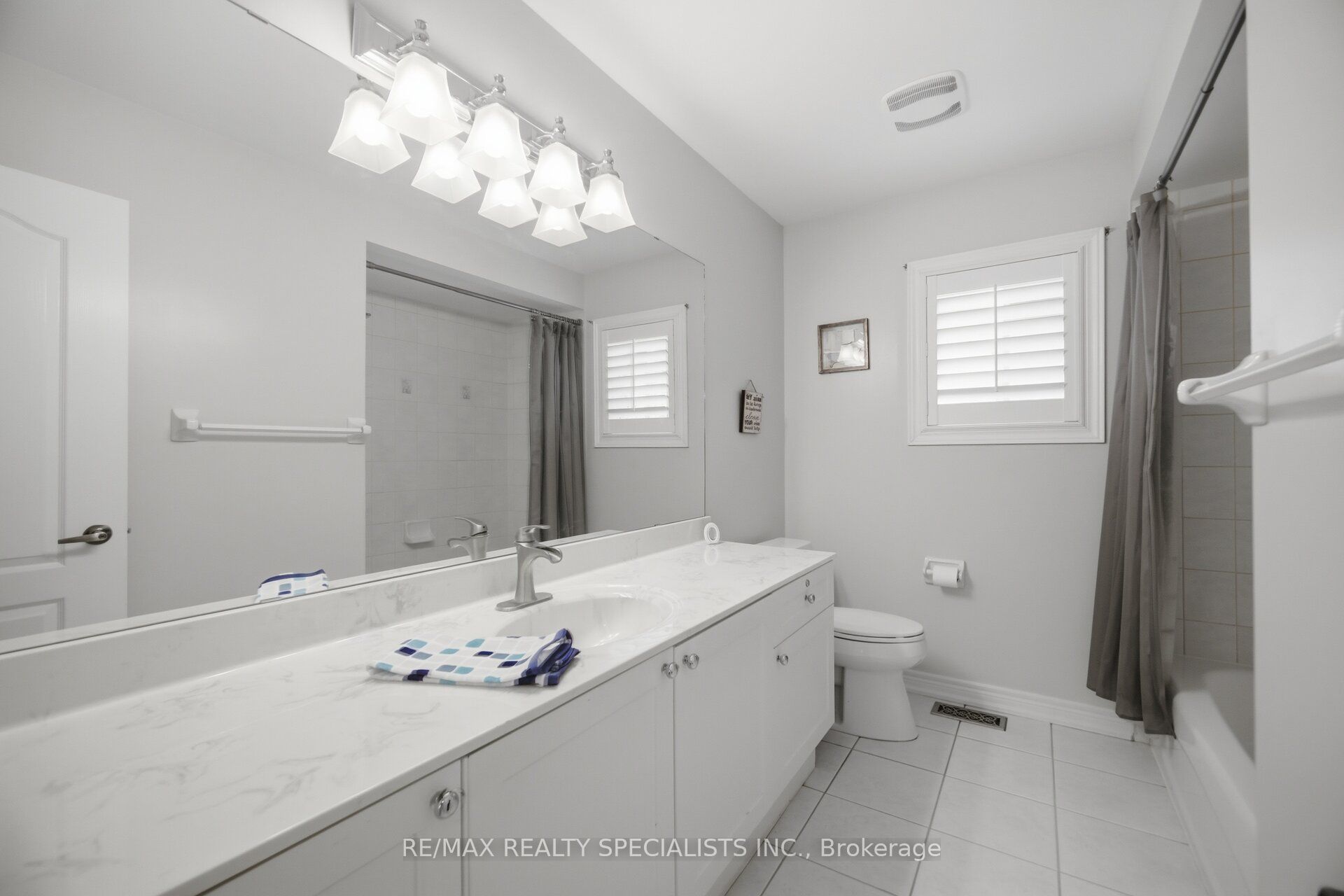 187 Cooke Crescent Property Photo 22