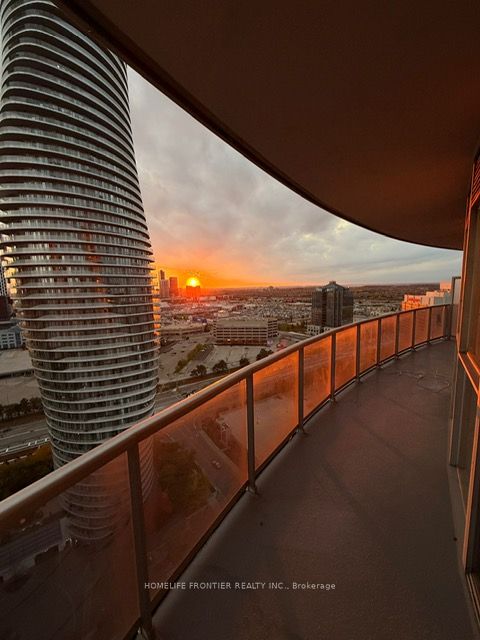 80 Absolute Avenue 2607 Property Photo 2
