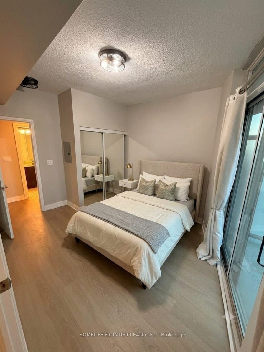 80 Absolute Avenue 2607 Property Photo 9
