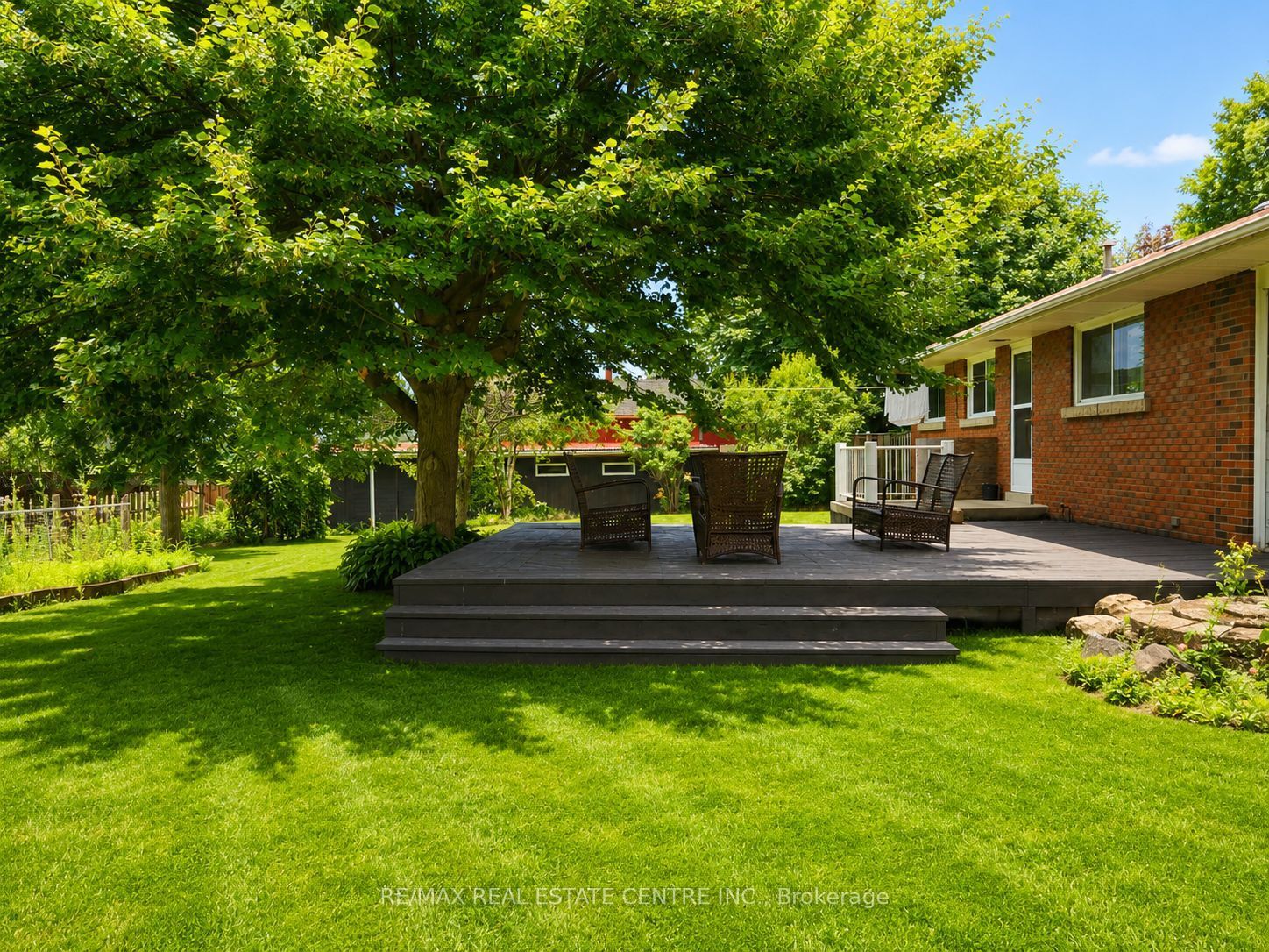 5438 Trafalgar Road Property Photo 37