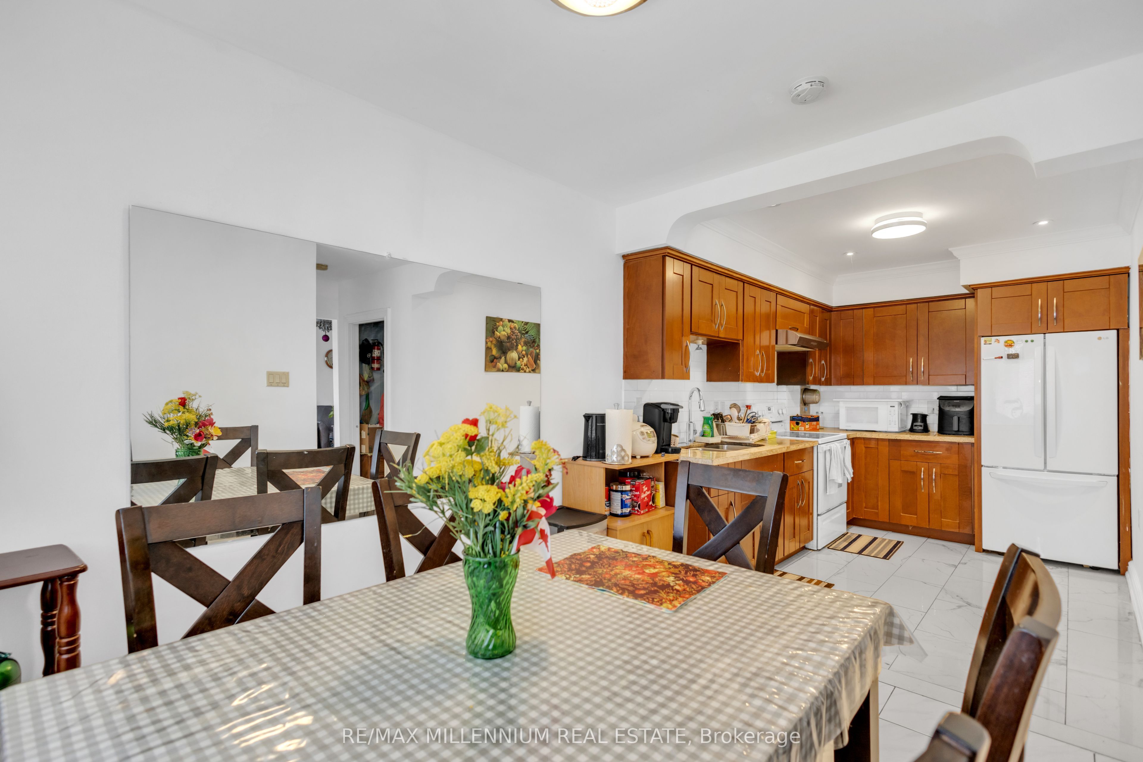 79 Driftwood Avenue 62 Property Photo 14