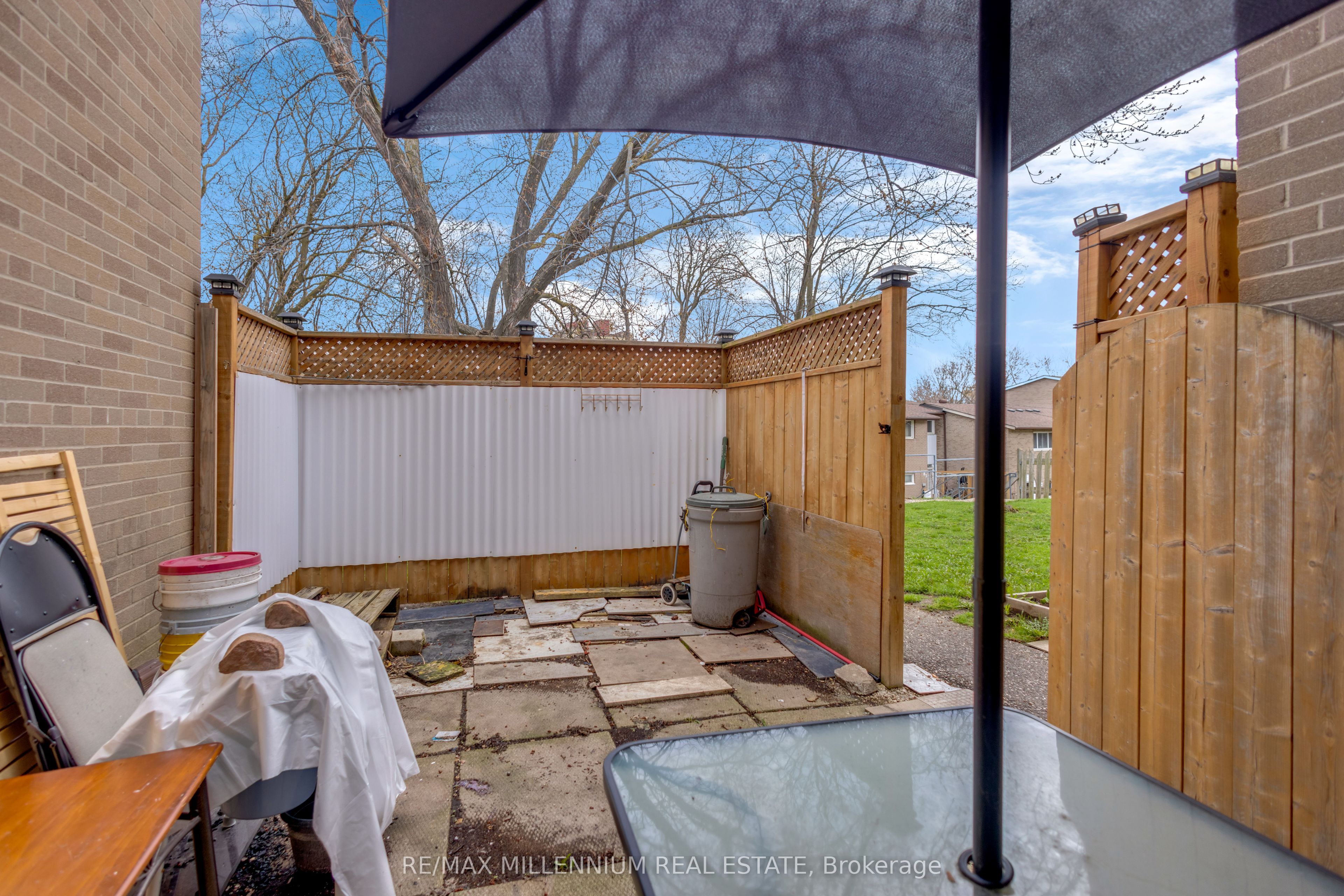 79 Driftwood Avenue 62 Property Photo 29