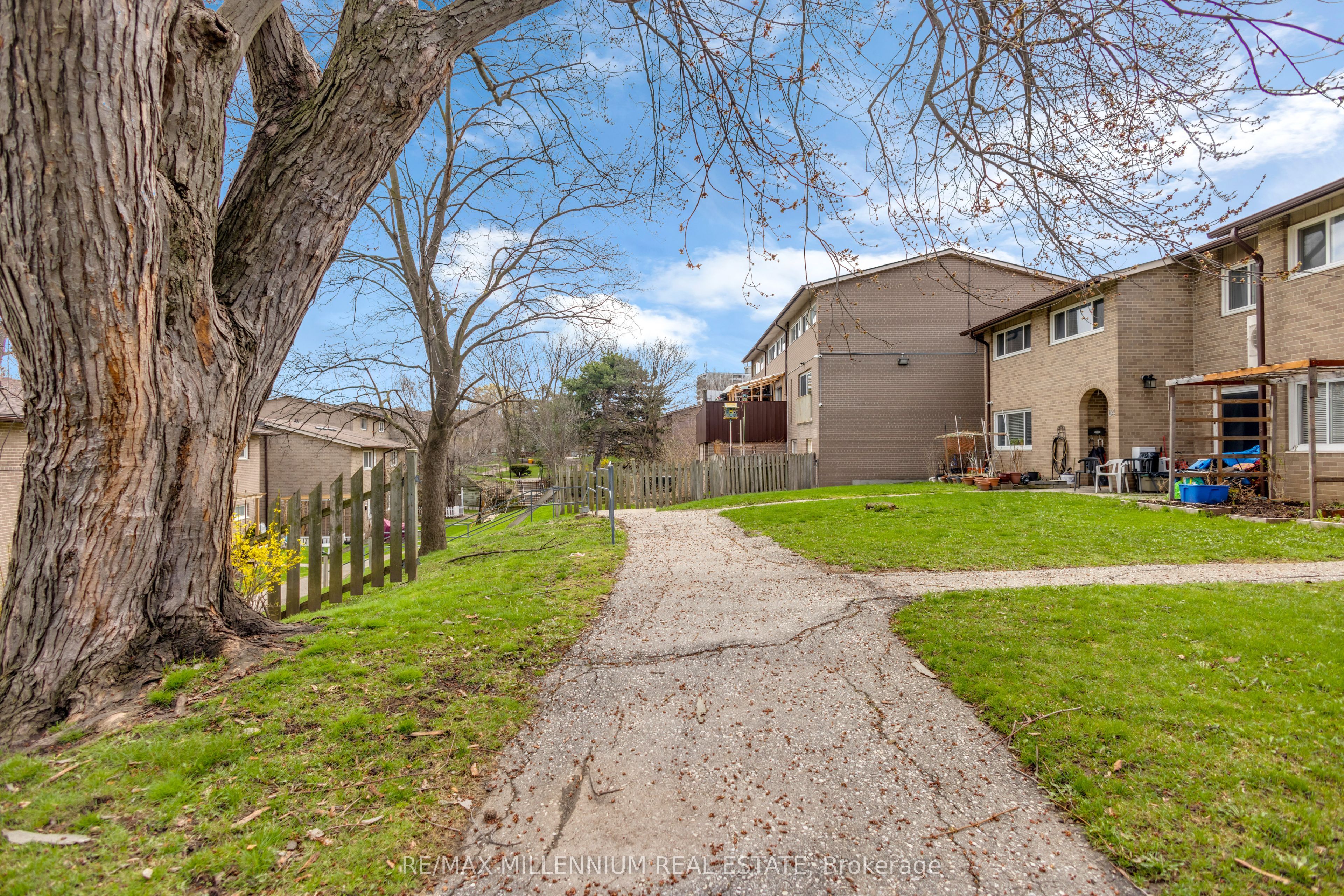 79 Driftwood Avenue 62 Property Photo 31