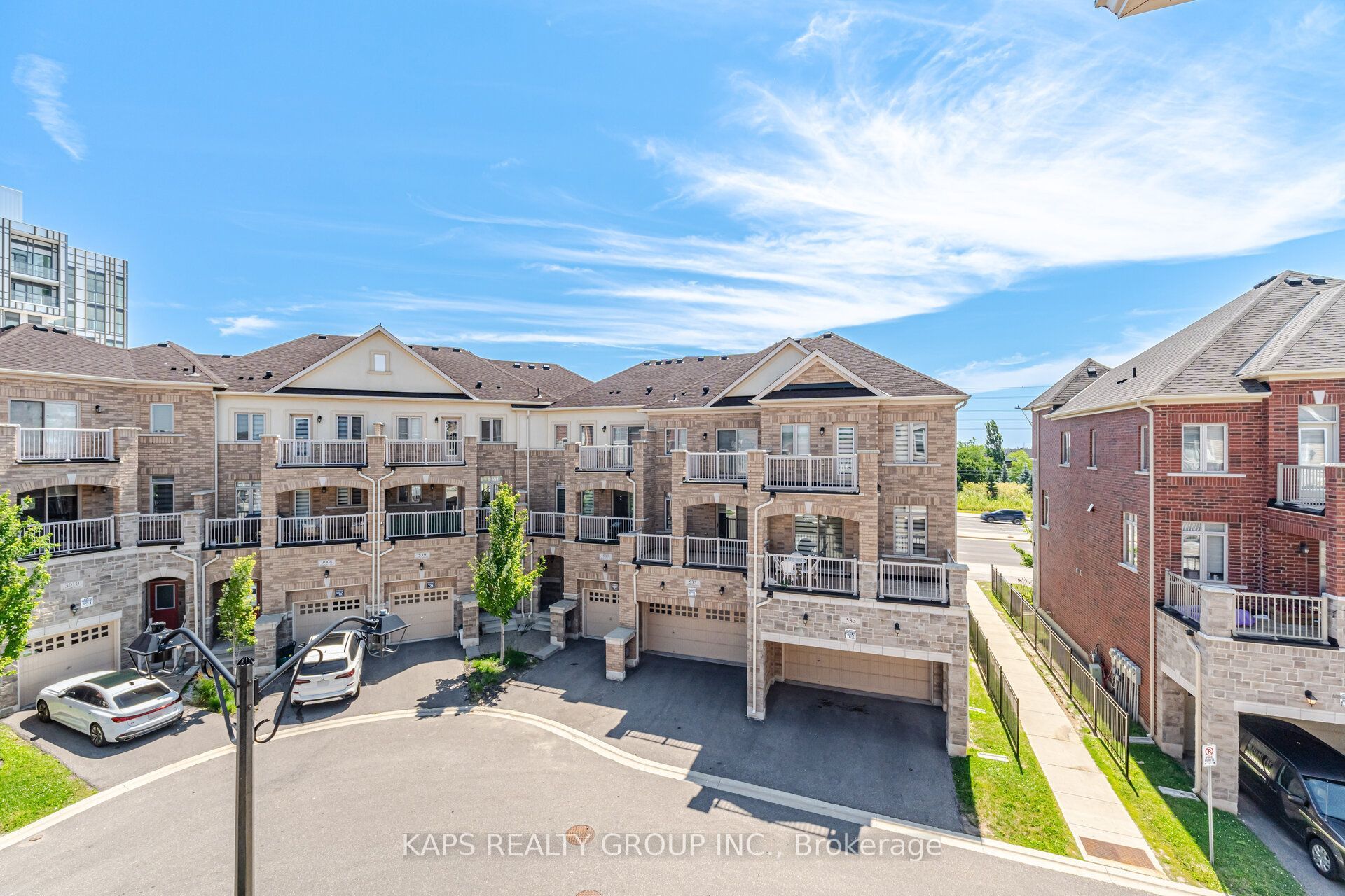 497 Manhattan Common Property Photo 46