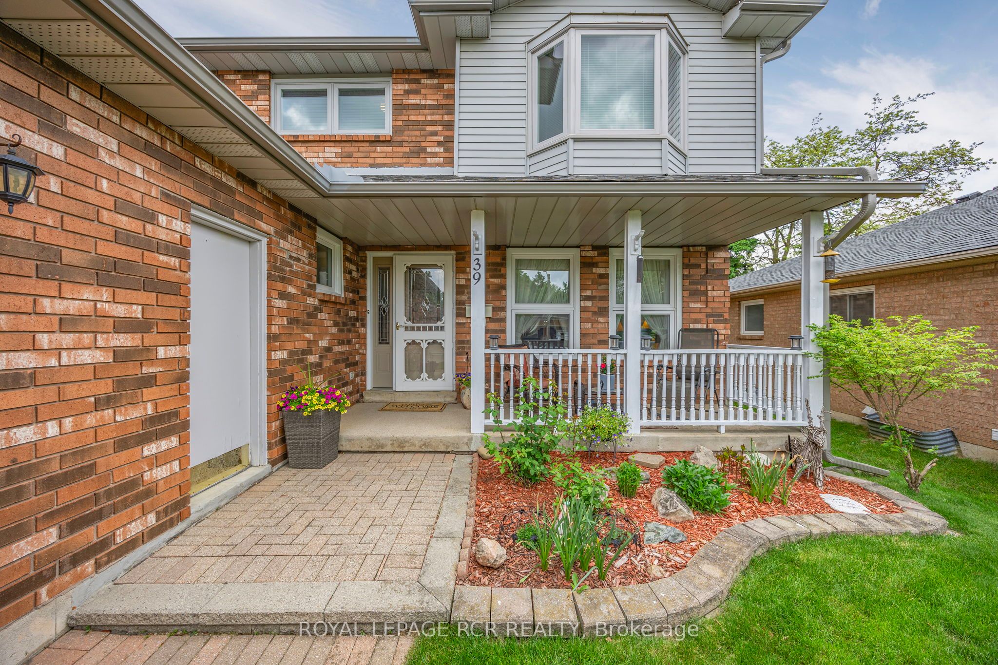 39 Passmore Avenue Property Photo 2