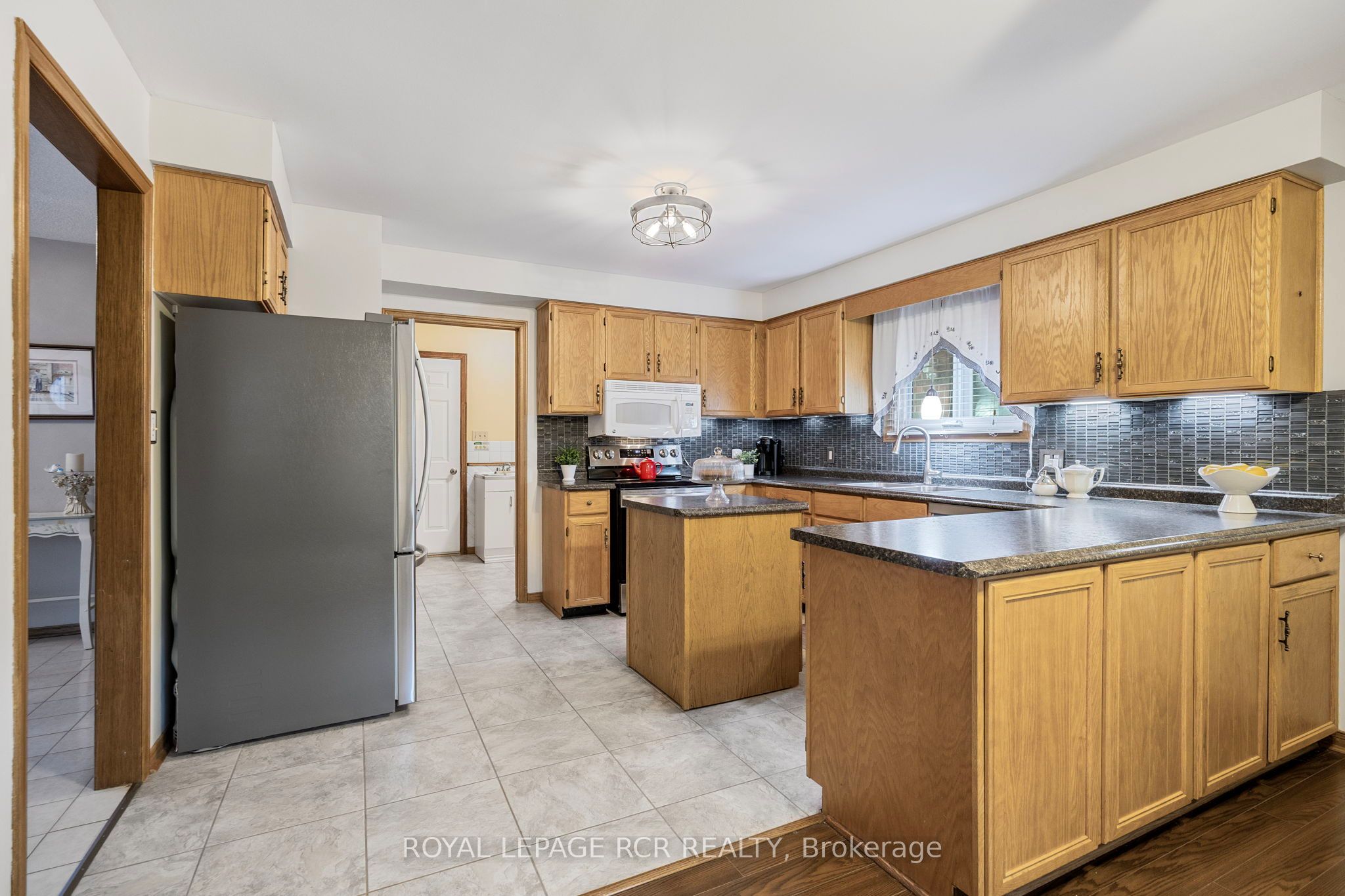 39 Passmore Avenue Property Photo 6