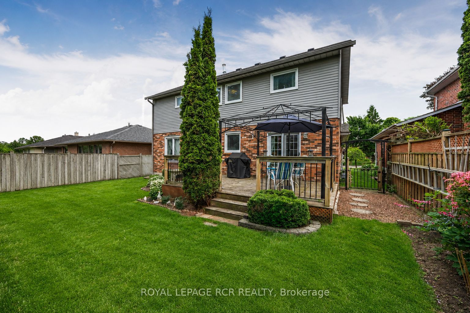 39 Passmore Avenue Property Photo 34