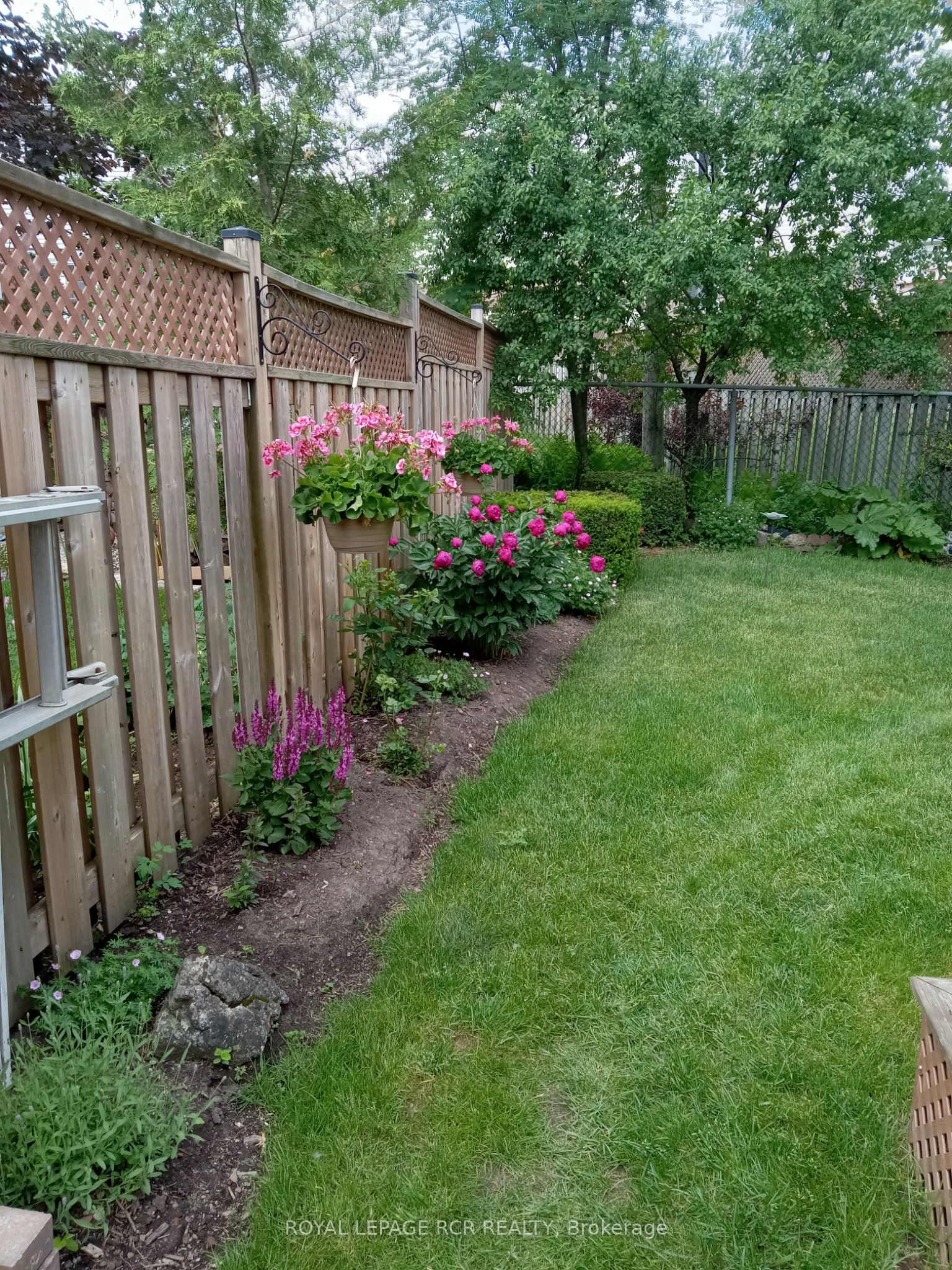 39 Passmore Avenue Property Photo 36