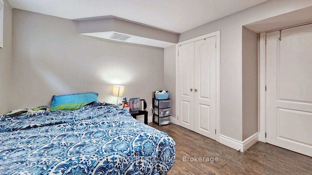 26 Glamis Avenue Property Photo 8