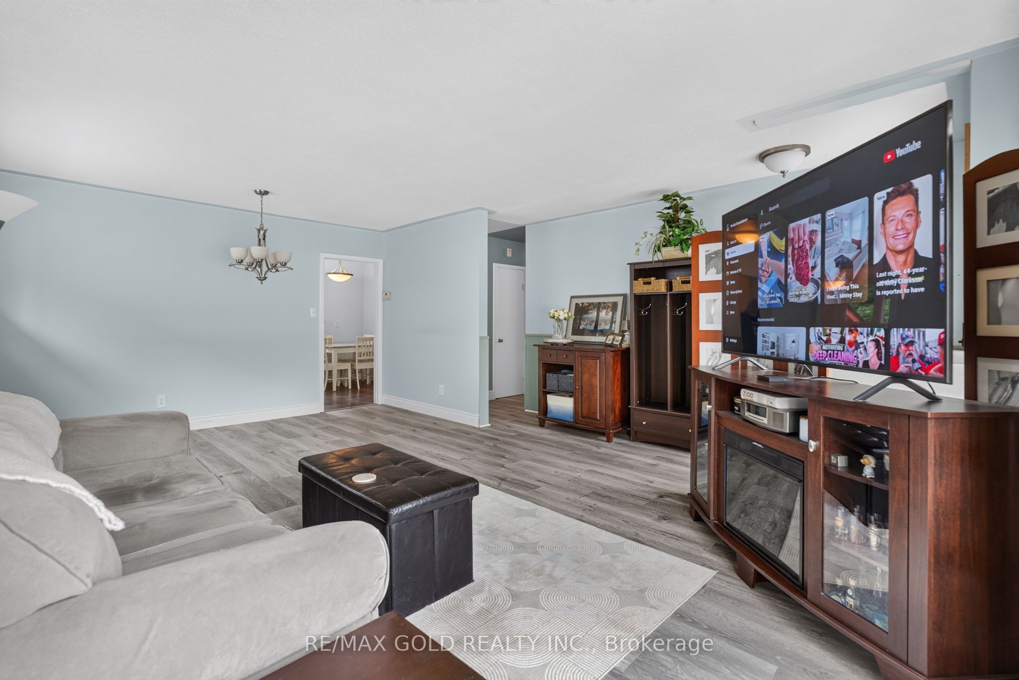 182 Mcmurchy Avenue S Property Photo 10