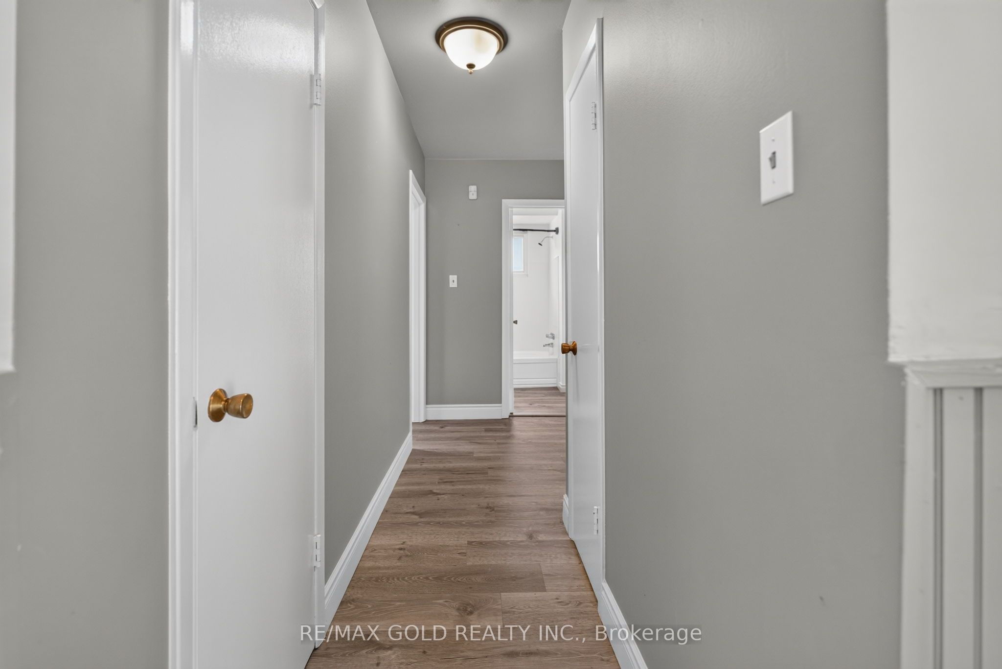 182 Mcmurchy Avenue S Property Photo 19