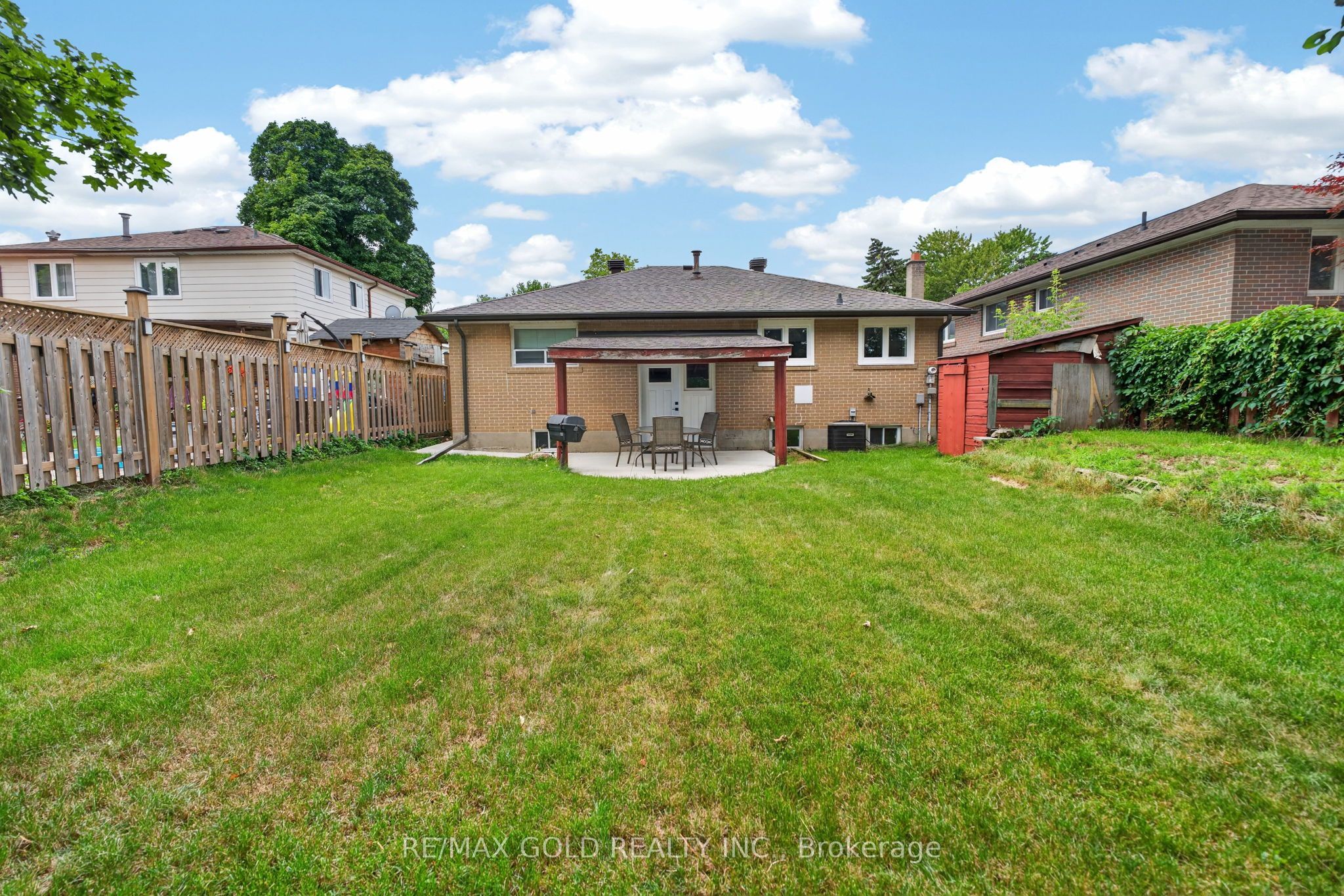 182 Mcmurchy Avenue S Property Photo 46