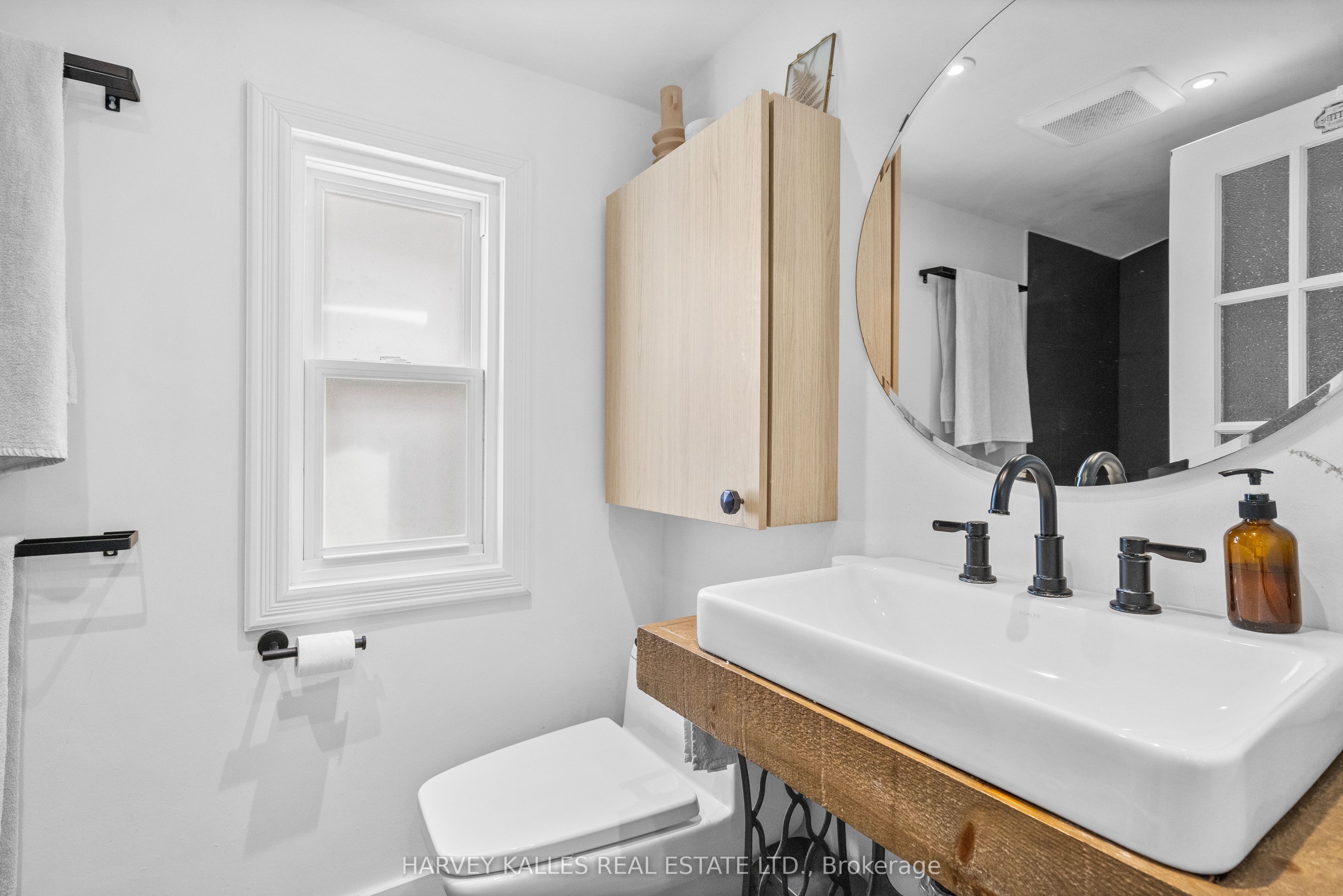 14 Manitoba Street Property Photo 22