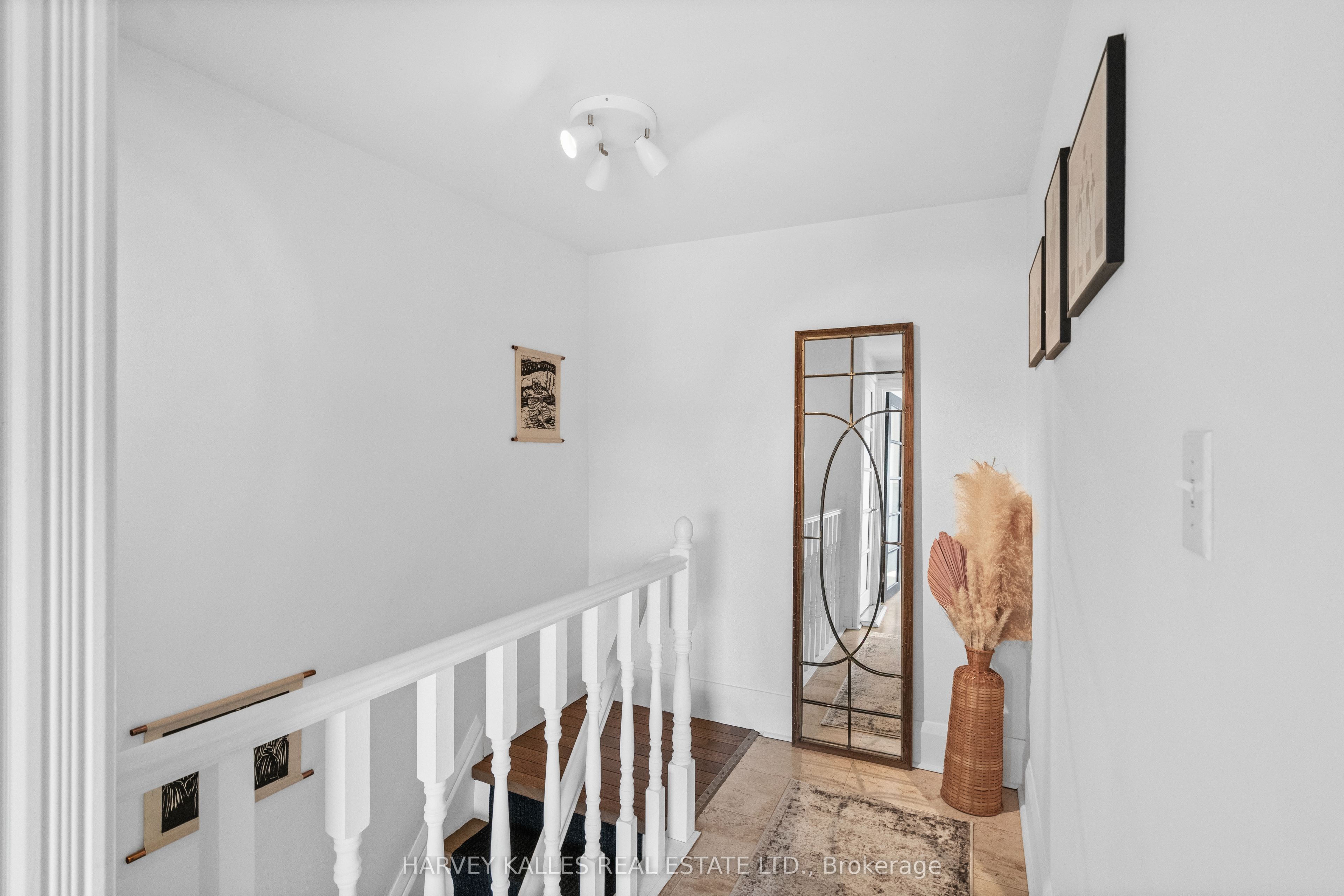 14 Manitoba Street Property Photo 23