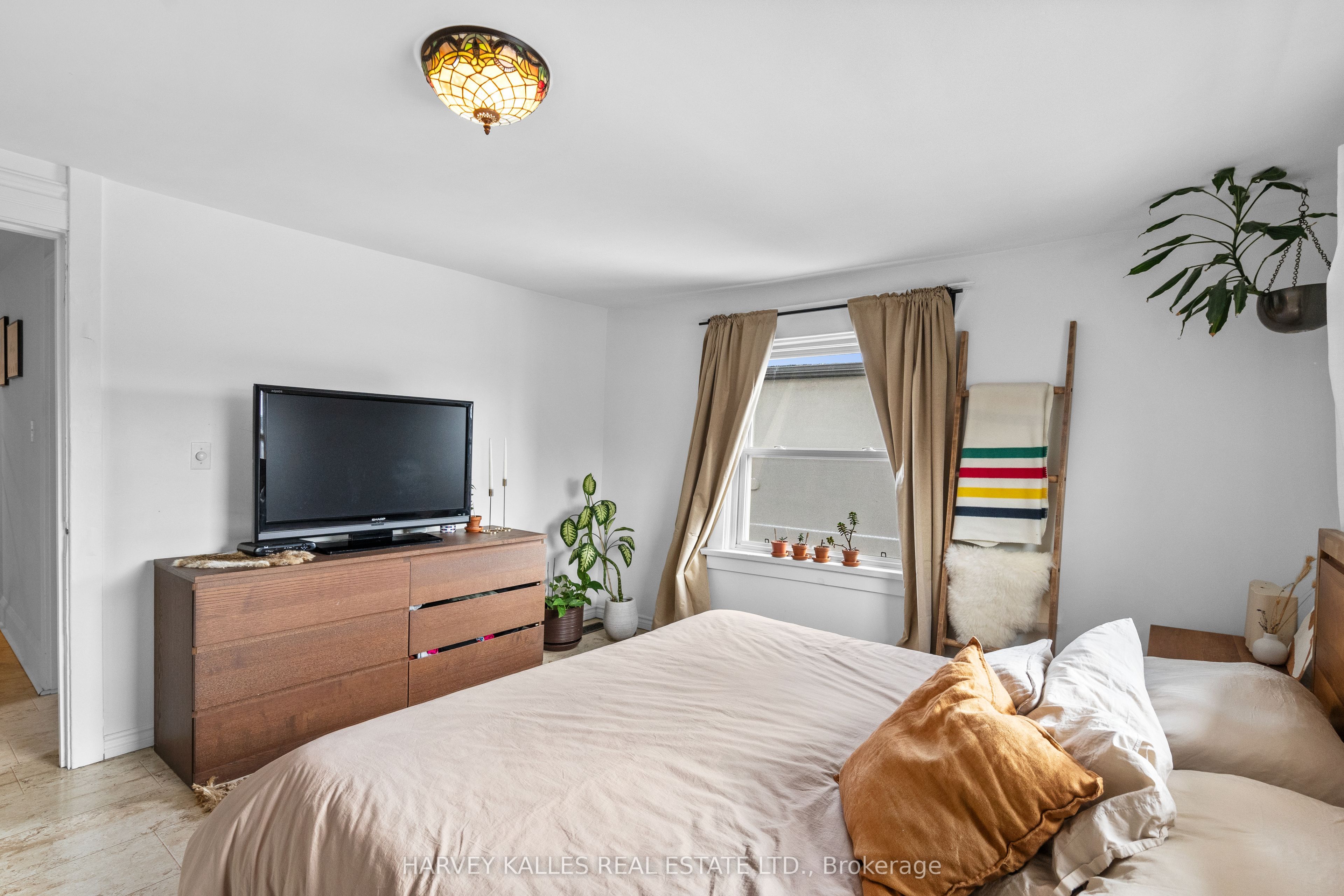 14 Manitoba Street Property Photo 29