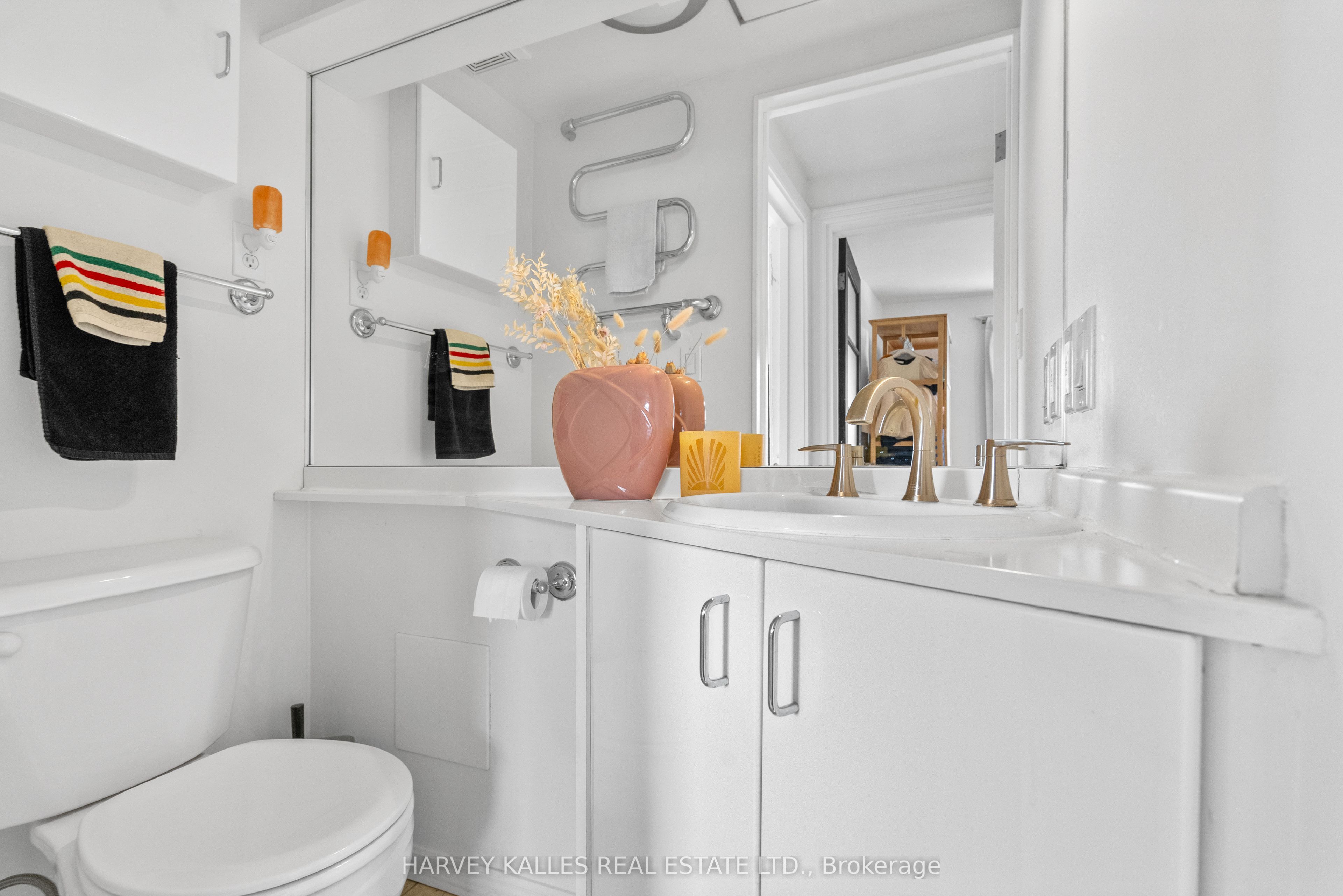 14 Manitoba Street Property Photo 34