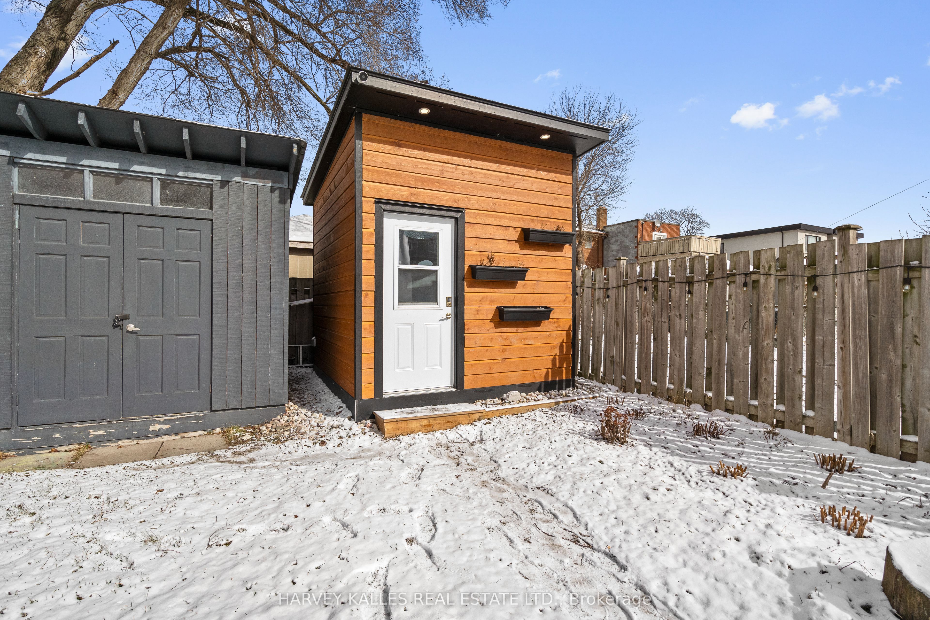 14 Manitoba Street Property Photo 35