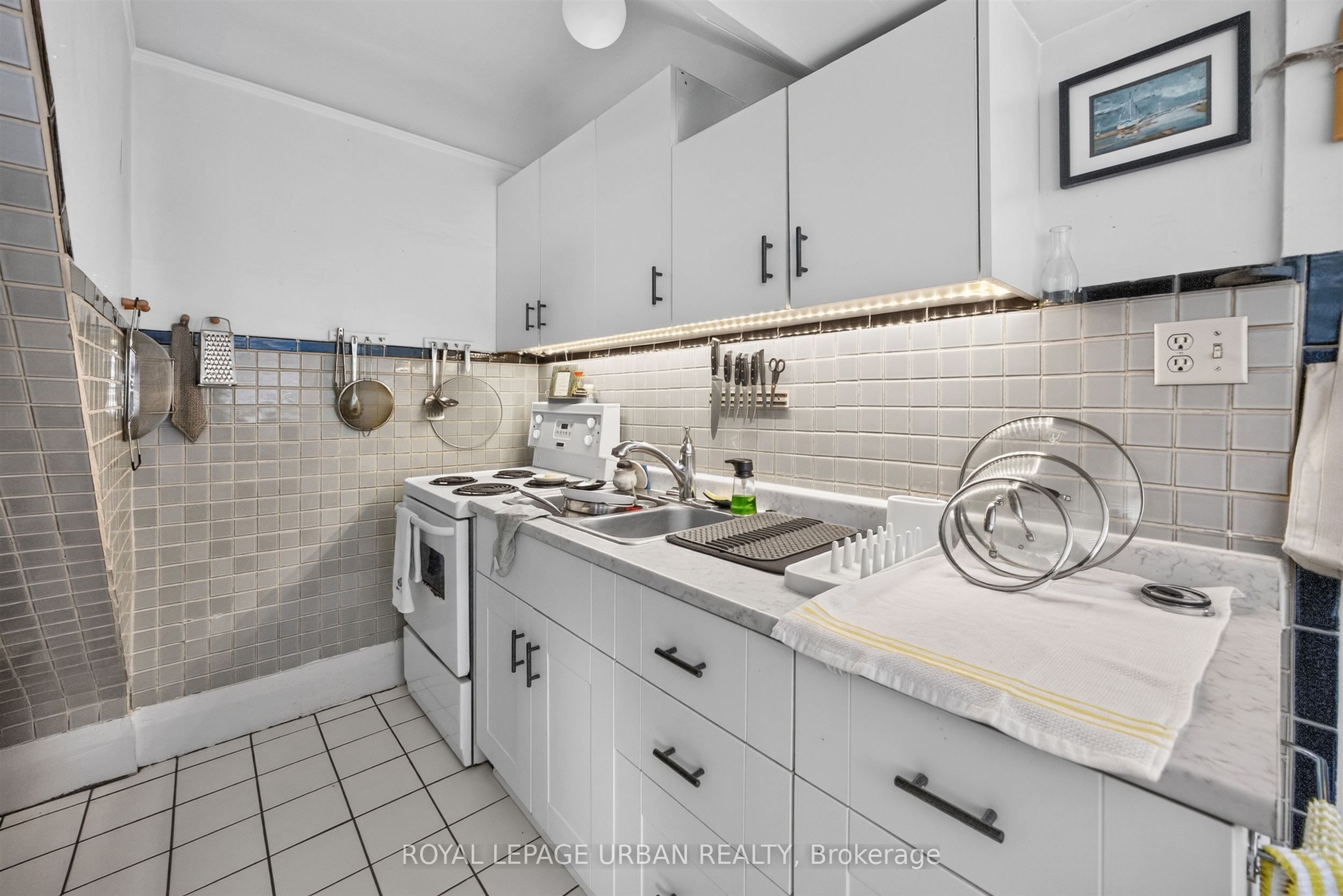 244 Indian Road Property Photo 28
