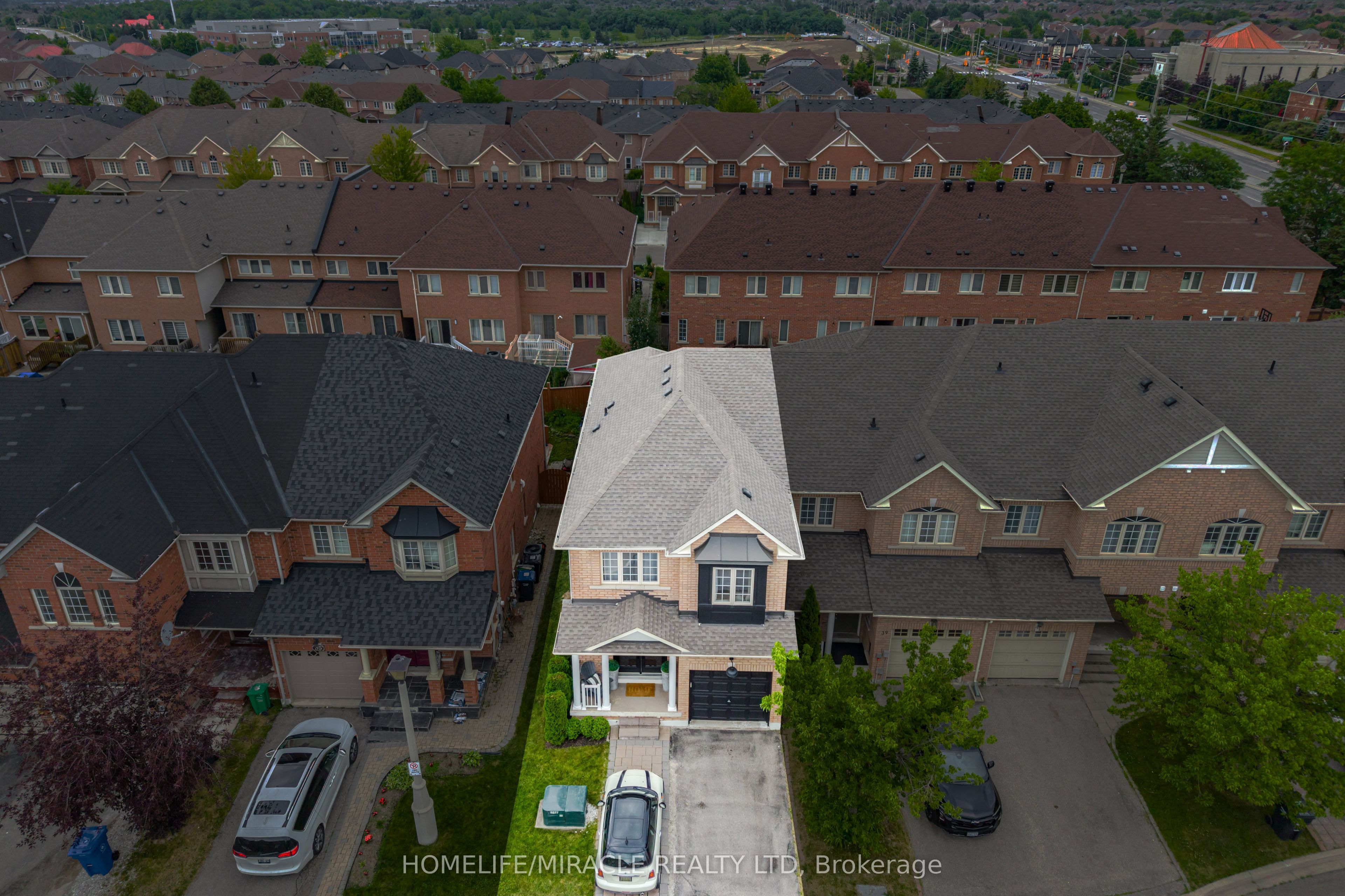 37 Lacebark Court Property Photo 7