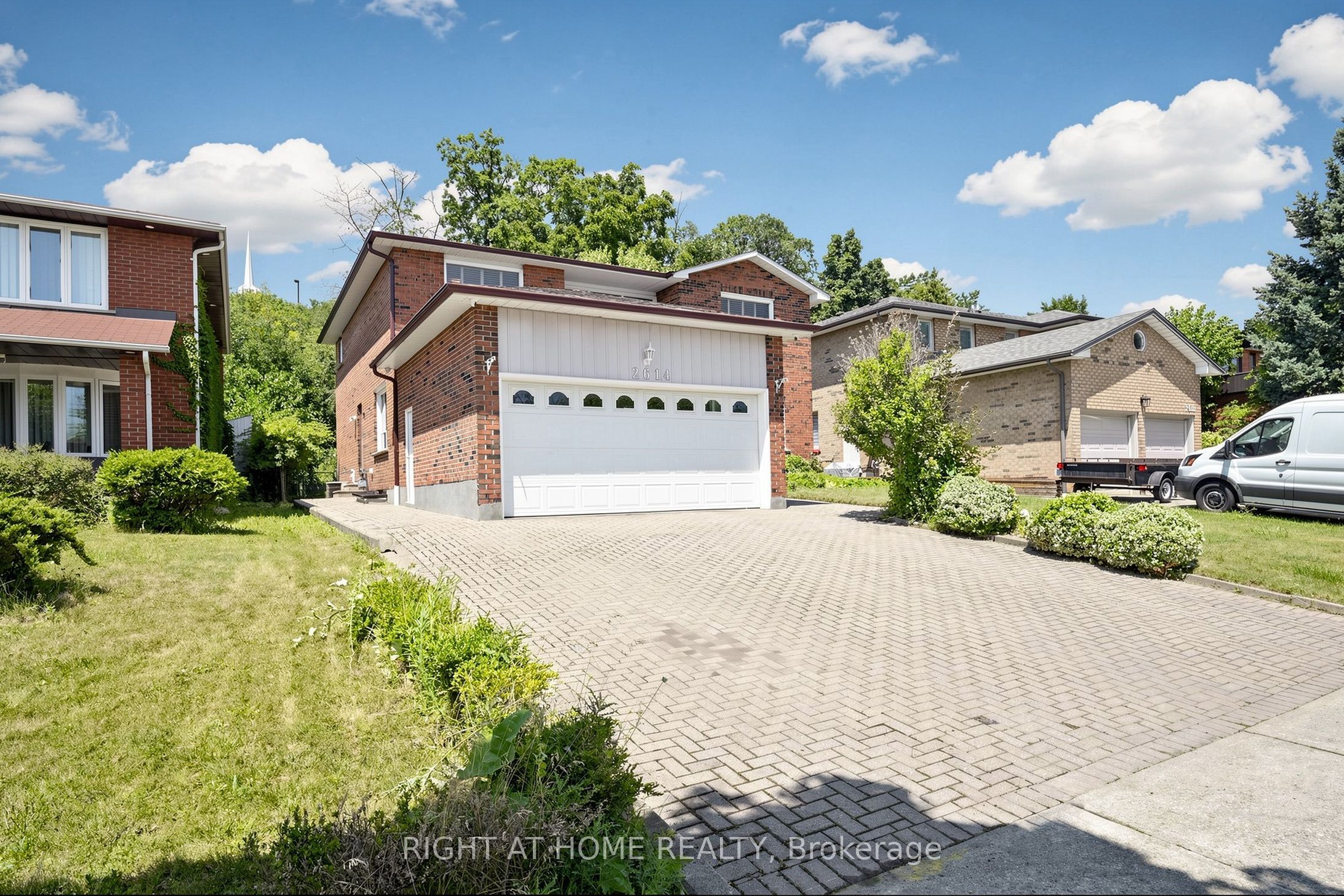 2614 Pollard Drive Property Photo 3