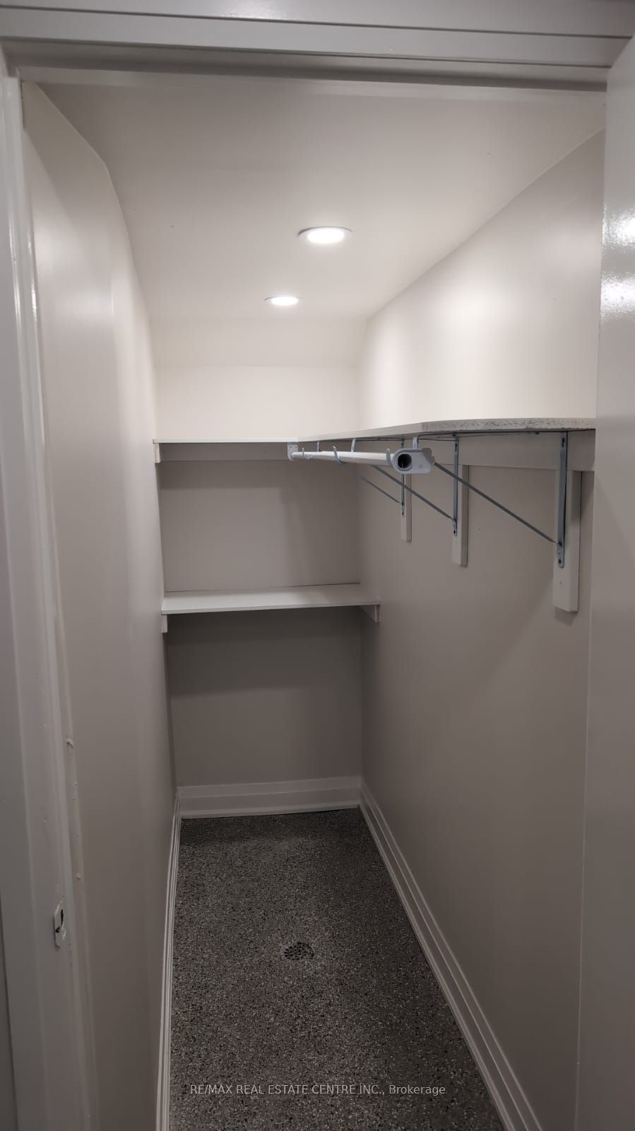 866 Mcnair Circle Basement Property Photo 16