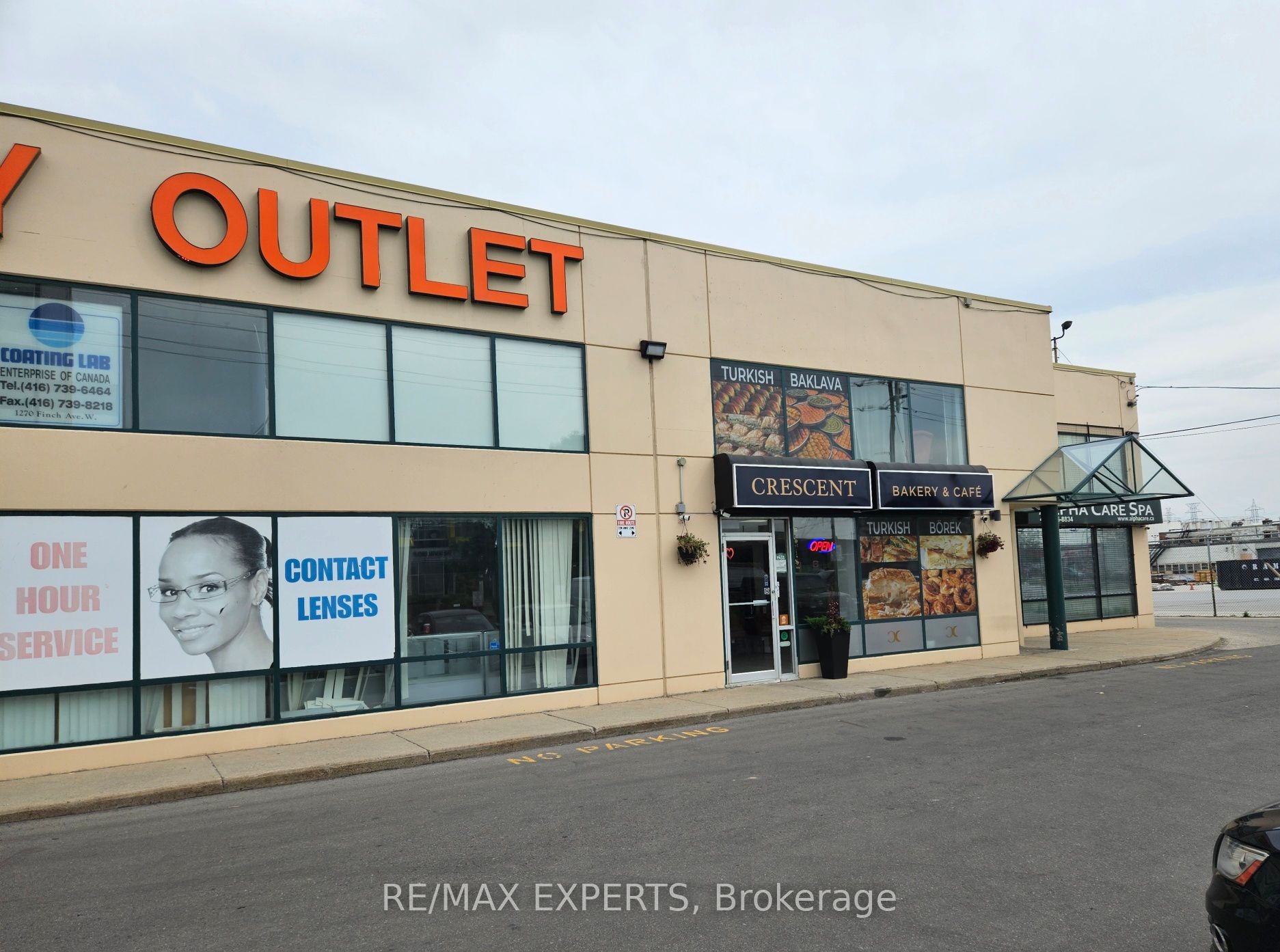1270 Finch Avenue W 2 Property Photo 2