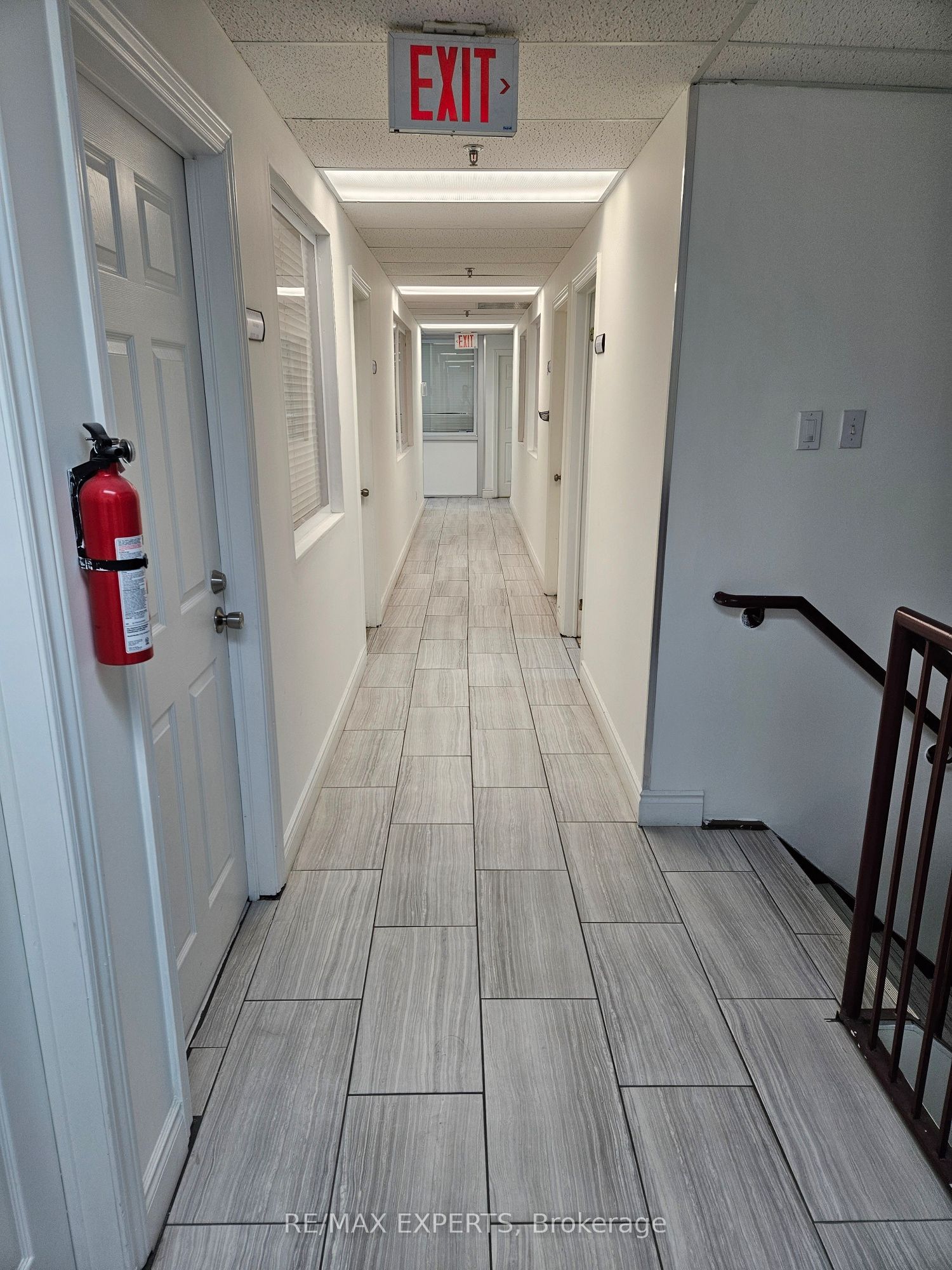 1270 Finch Avenue W 2 Property Photo 8