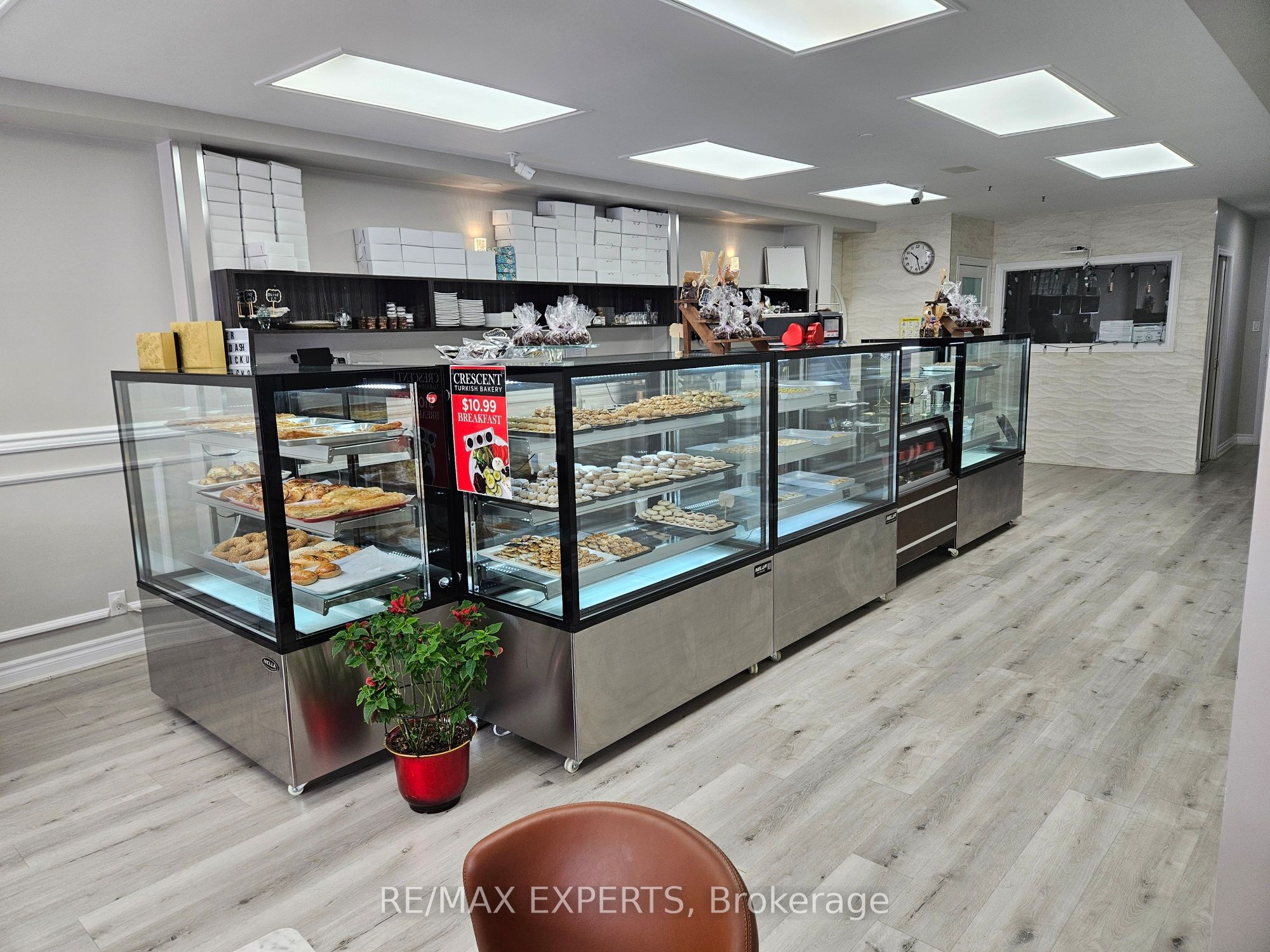 1270 Finch Avenue W 2 Property Photo 15