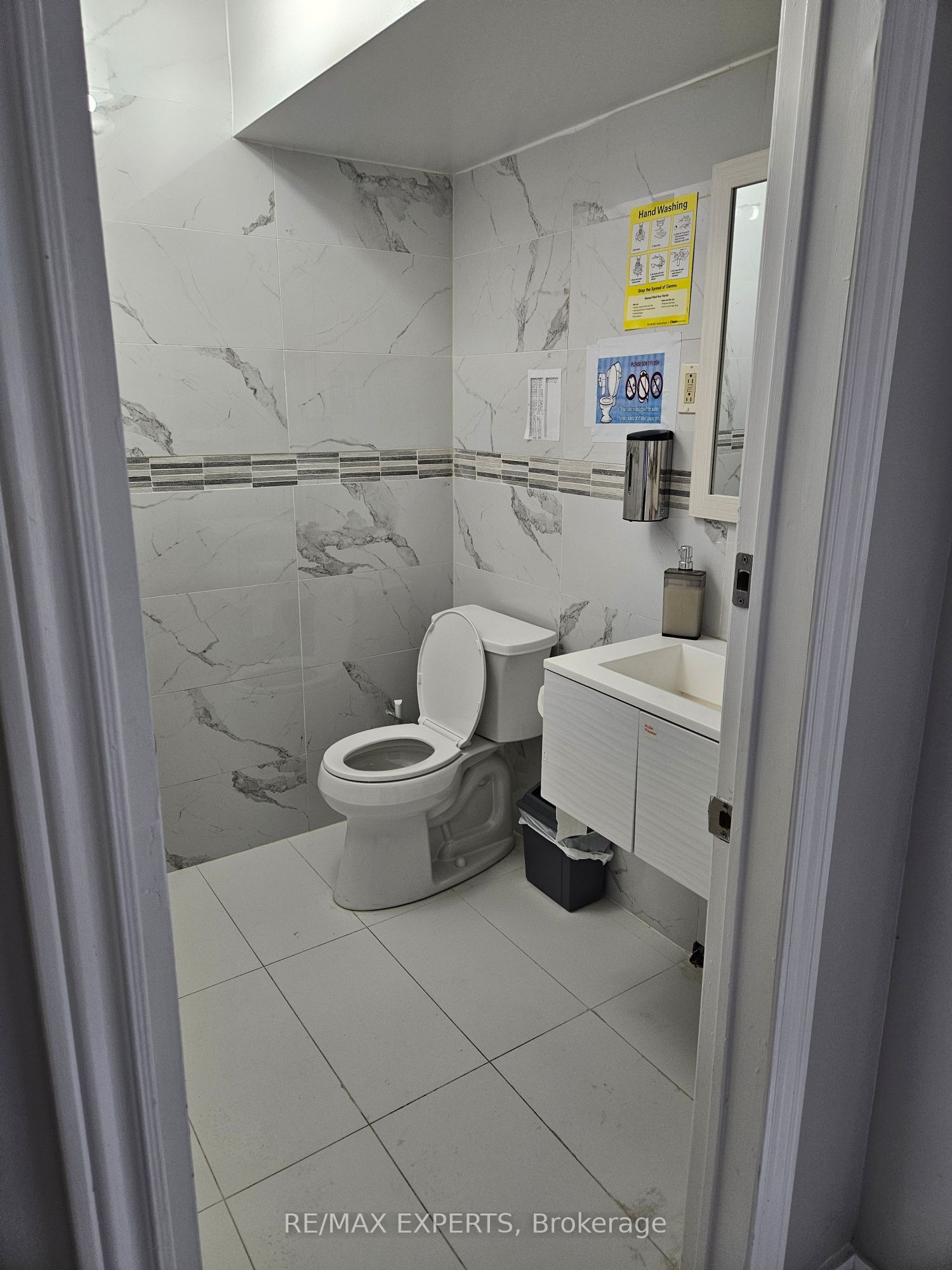 1270 Finch Avenue W 2 Property Photo 18
