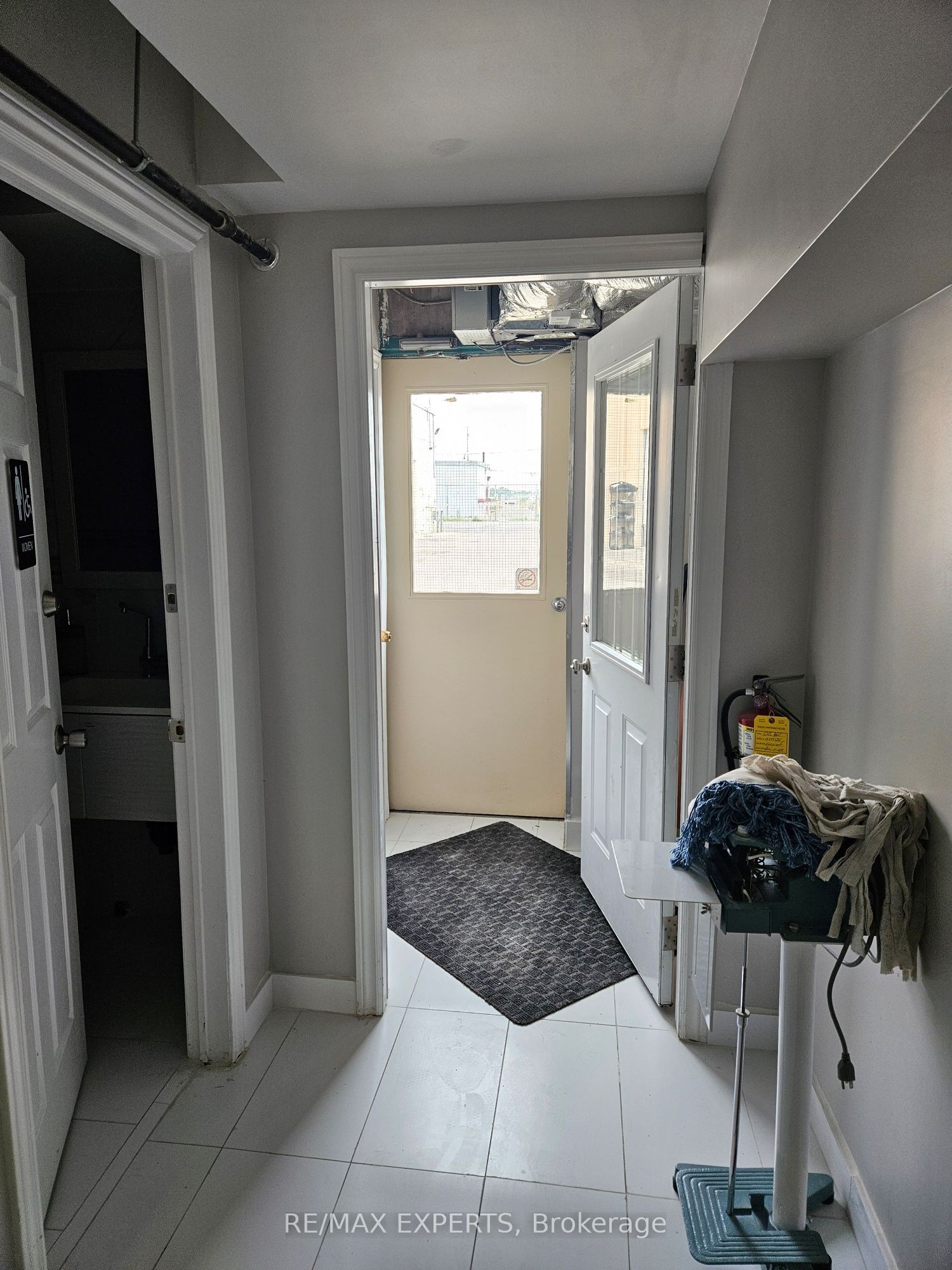 1270 Finch Avenue W 2 Property Photo 19