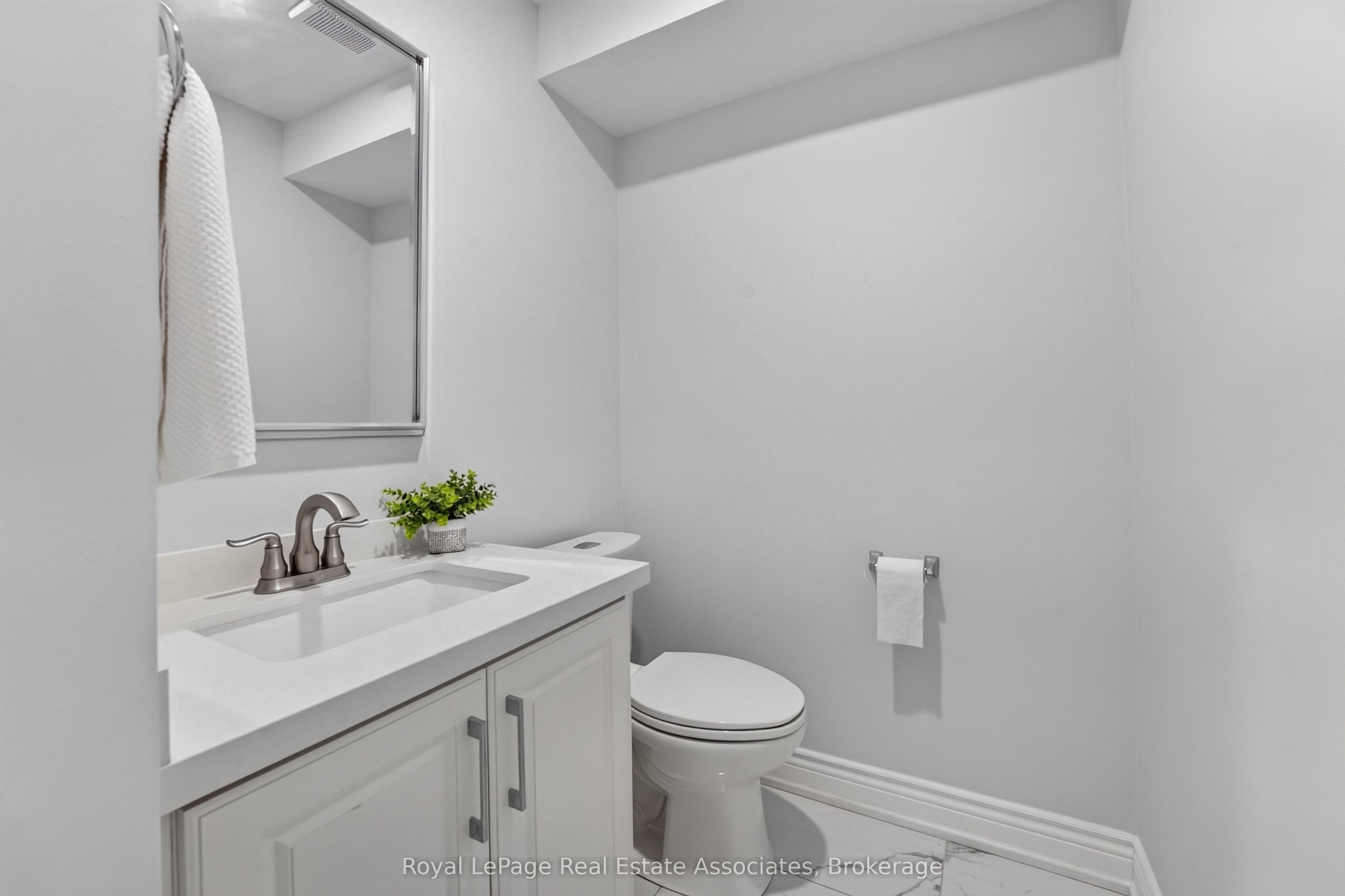 3346 Chartrand Crescent Property Photo 25