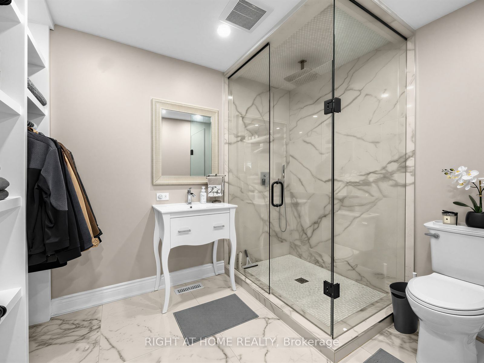 4236 Credit Pointe Drive Property Photo 19