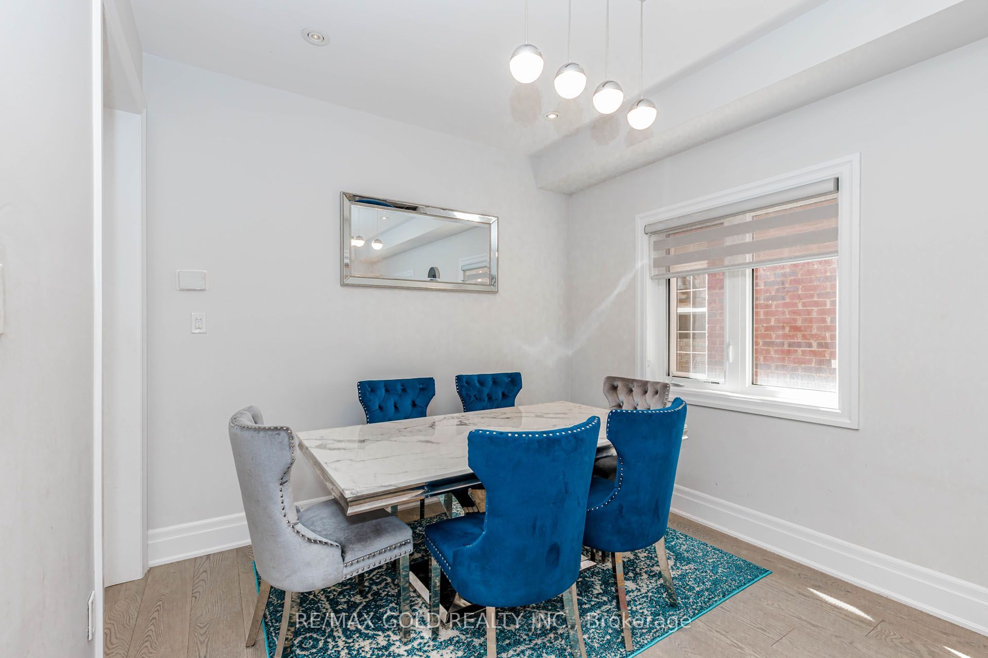 7 Overstone Road Property Photo 10