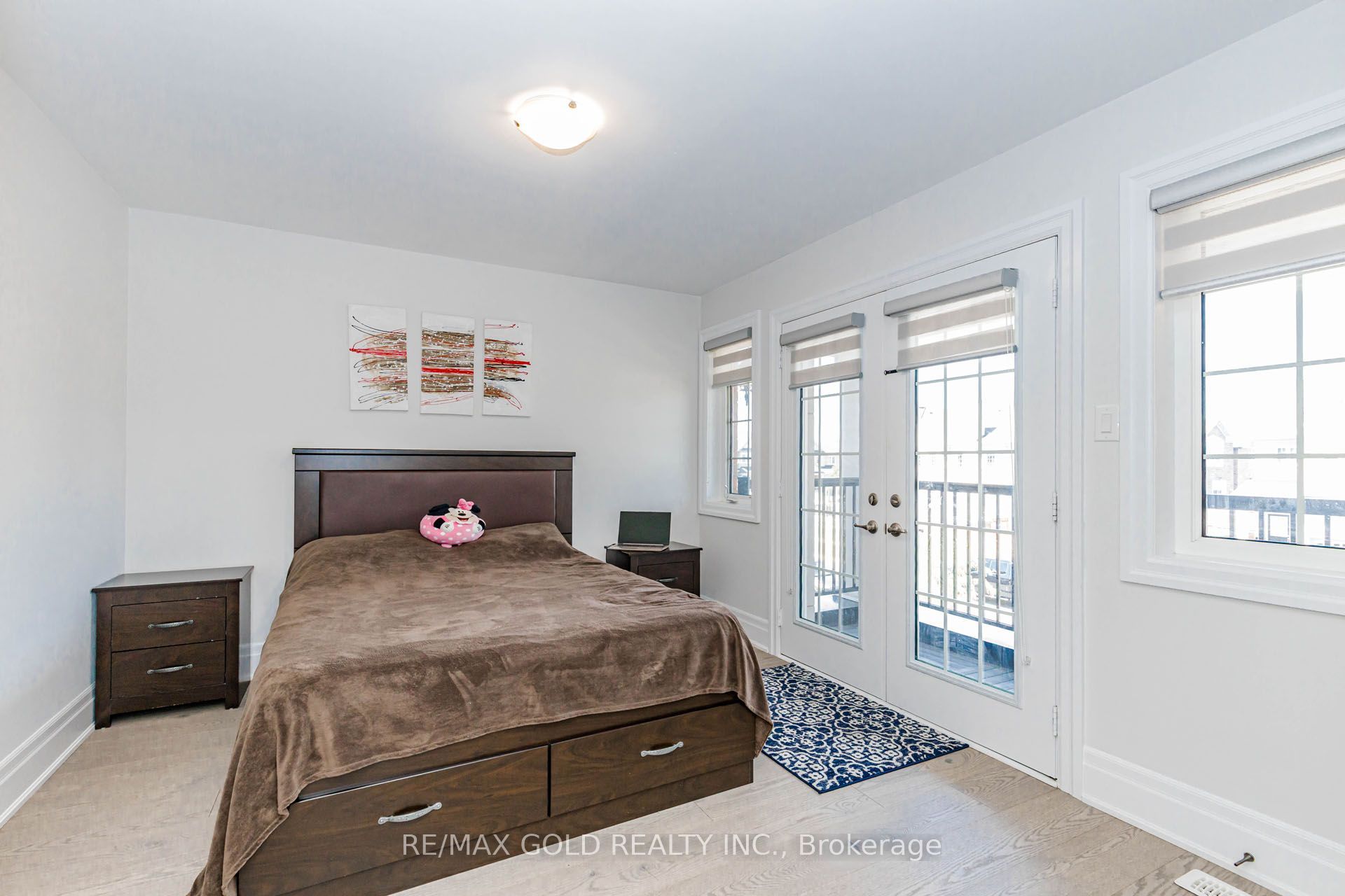 7 Overstone Road Property Photo 30