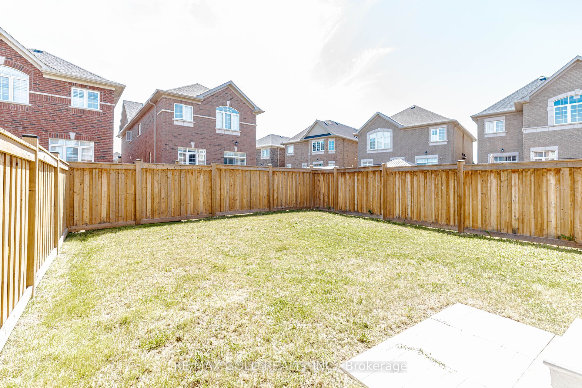 7 Overstone Road Property Photo 37