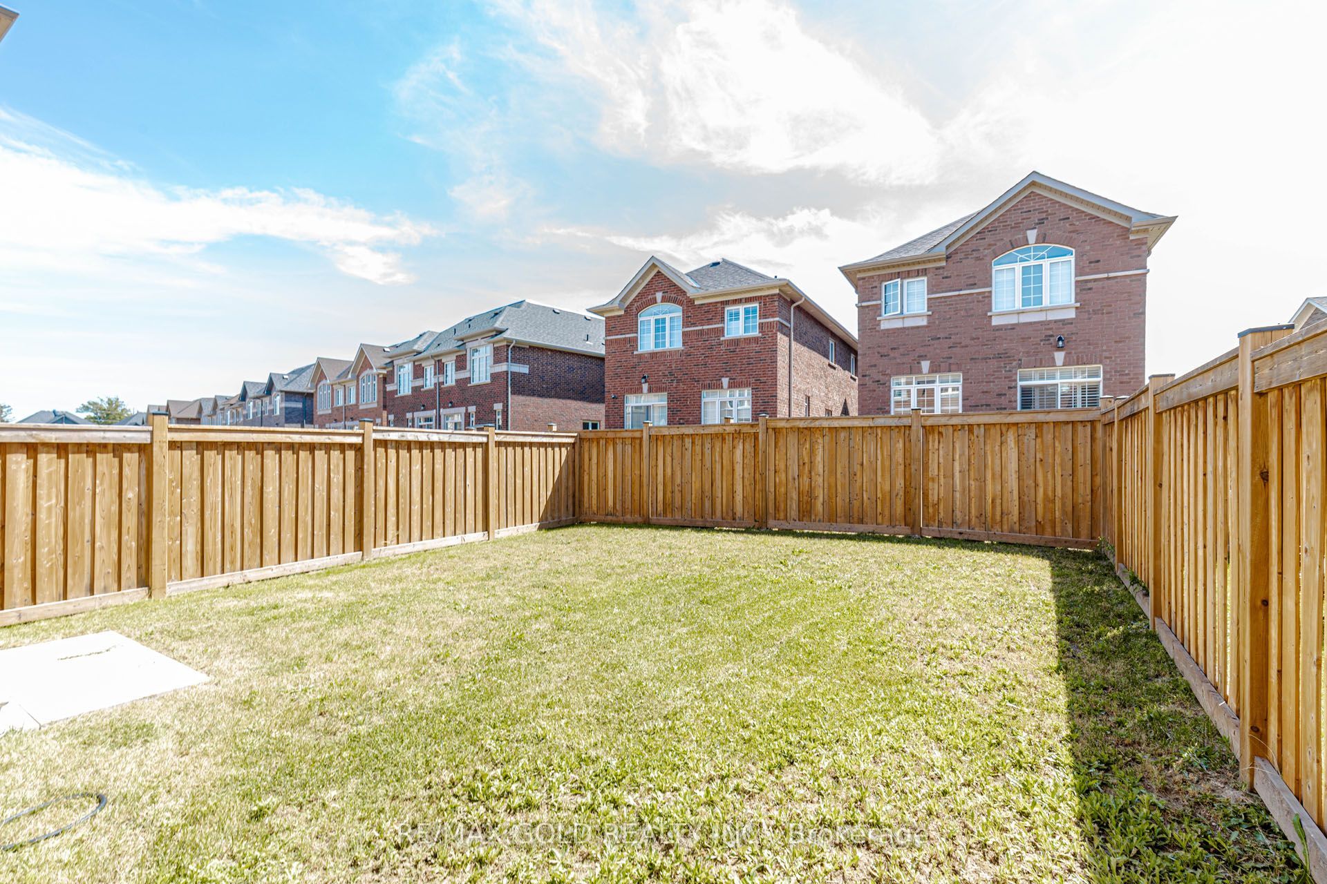 7 Overstone Road Property Photo 38