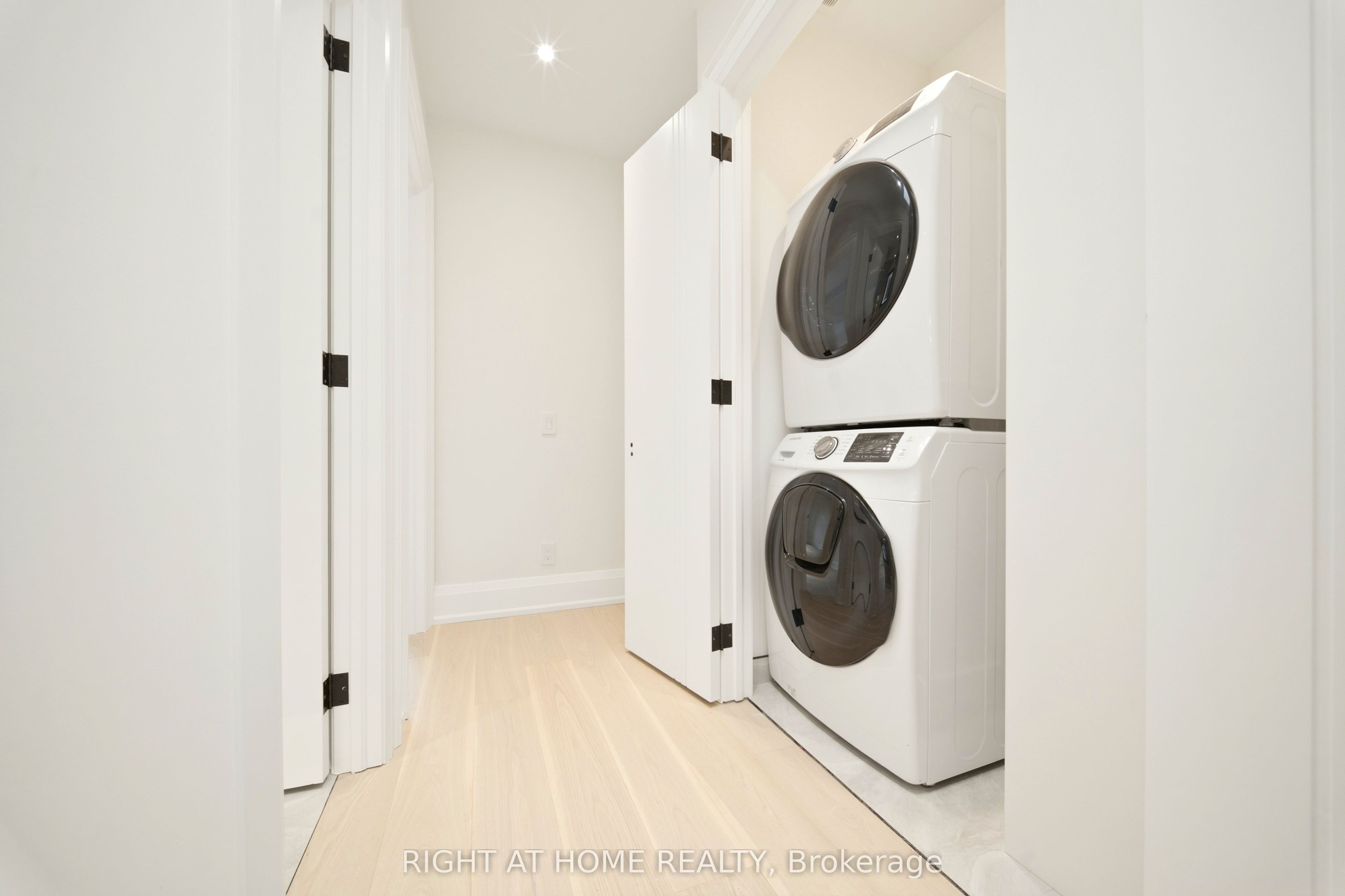 28 Pine Avenue Property Photo 29