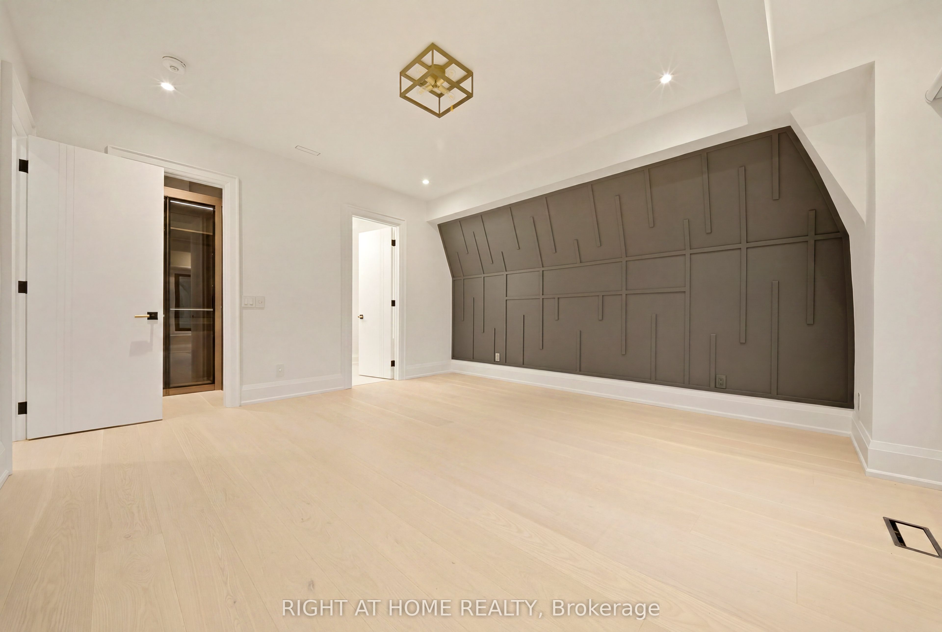 28 Pine Avenue Property Photo 33