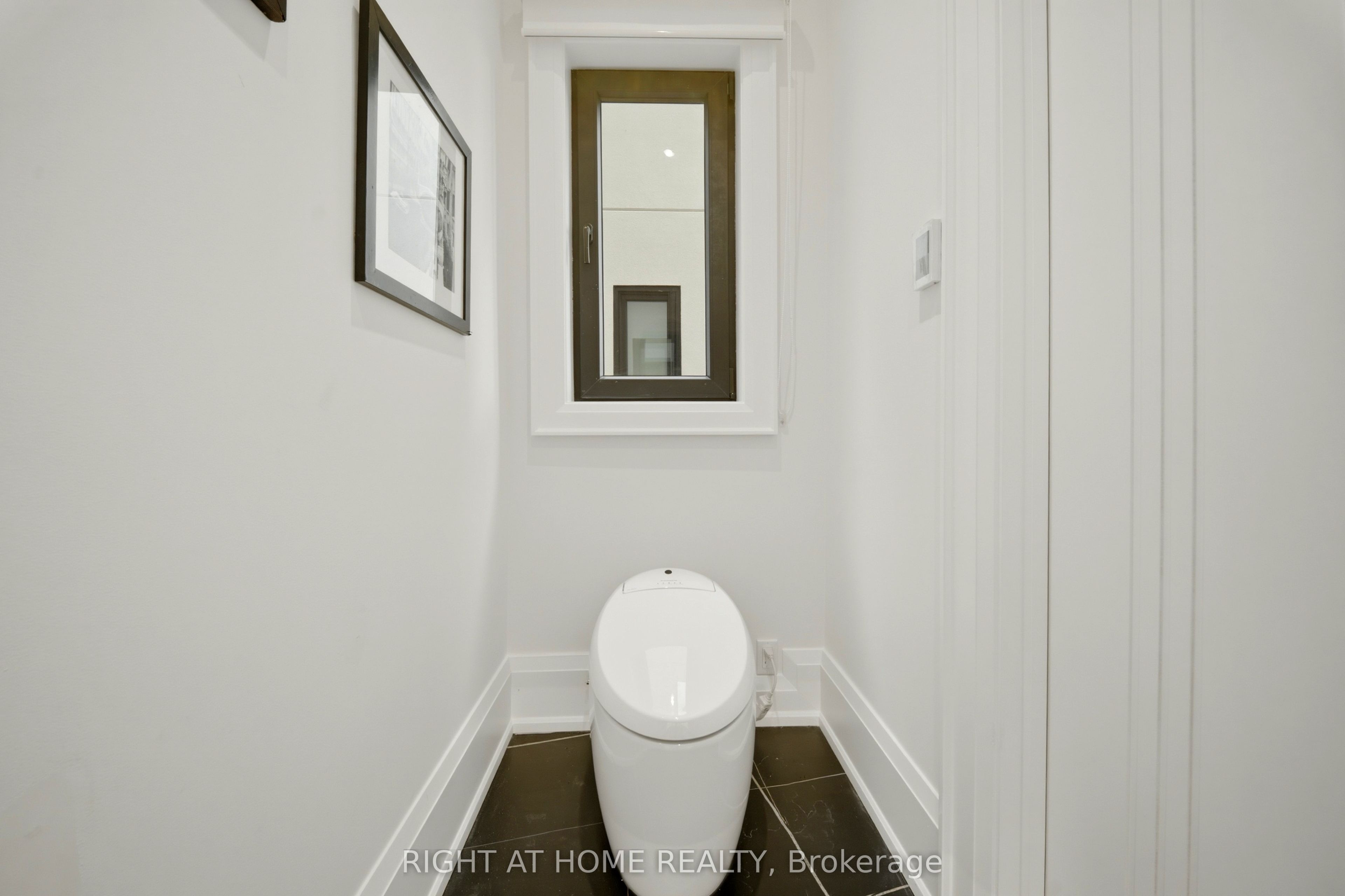 28 Pine Avenue Property Photo 44