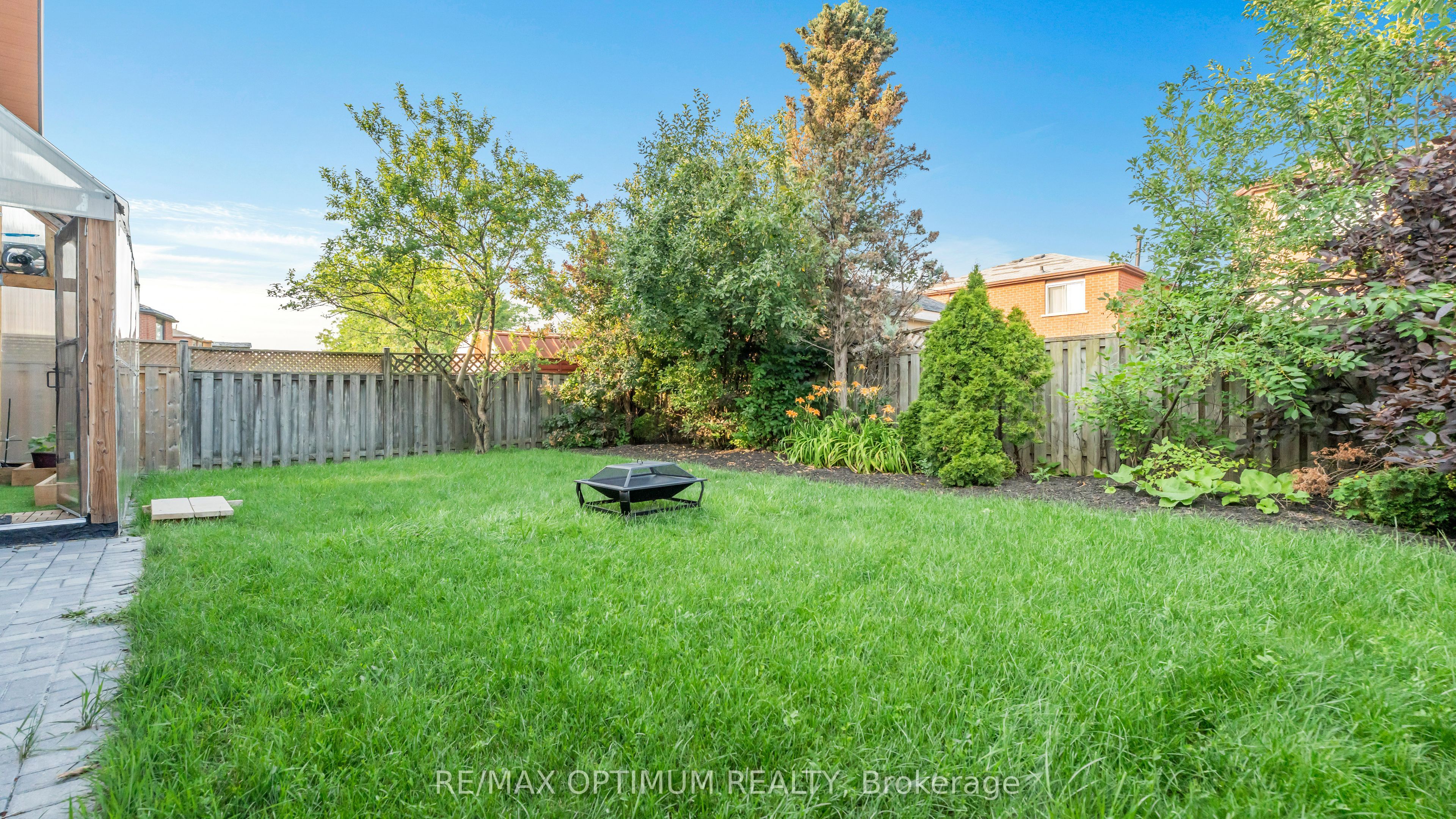 644 Roselaire Trail Property Photo 42