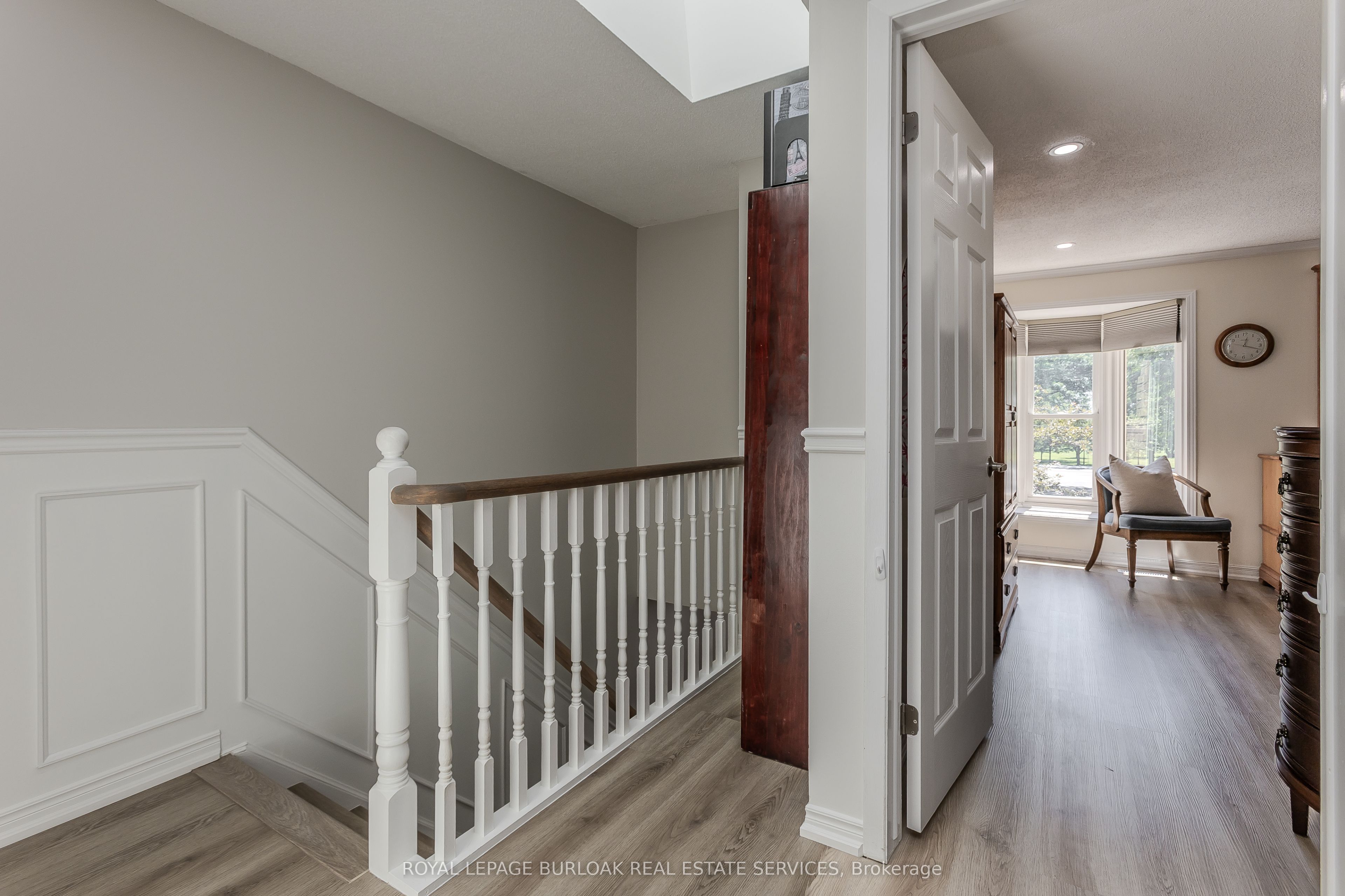 5411 Lakeshore Road 9 Property Photo 15